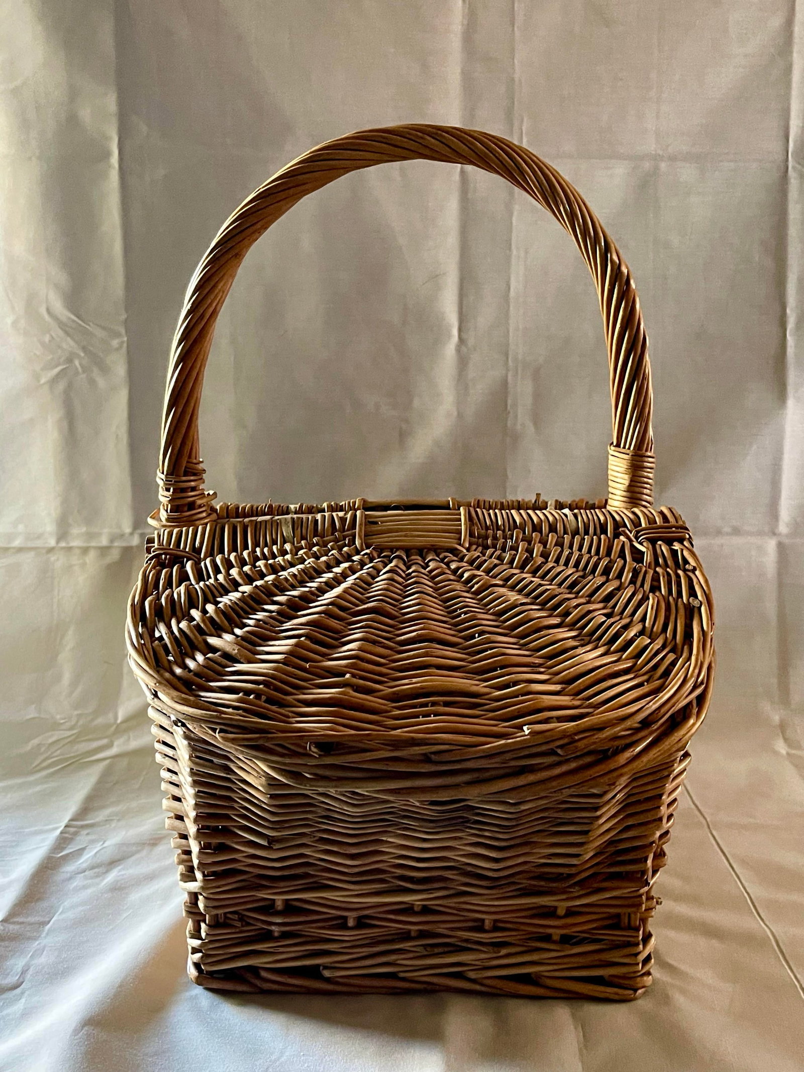 Vintage Wicker Picnic Basket - 11