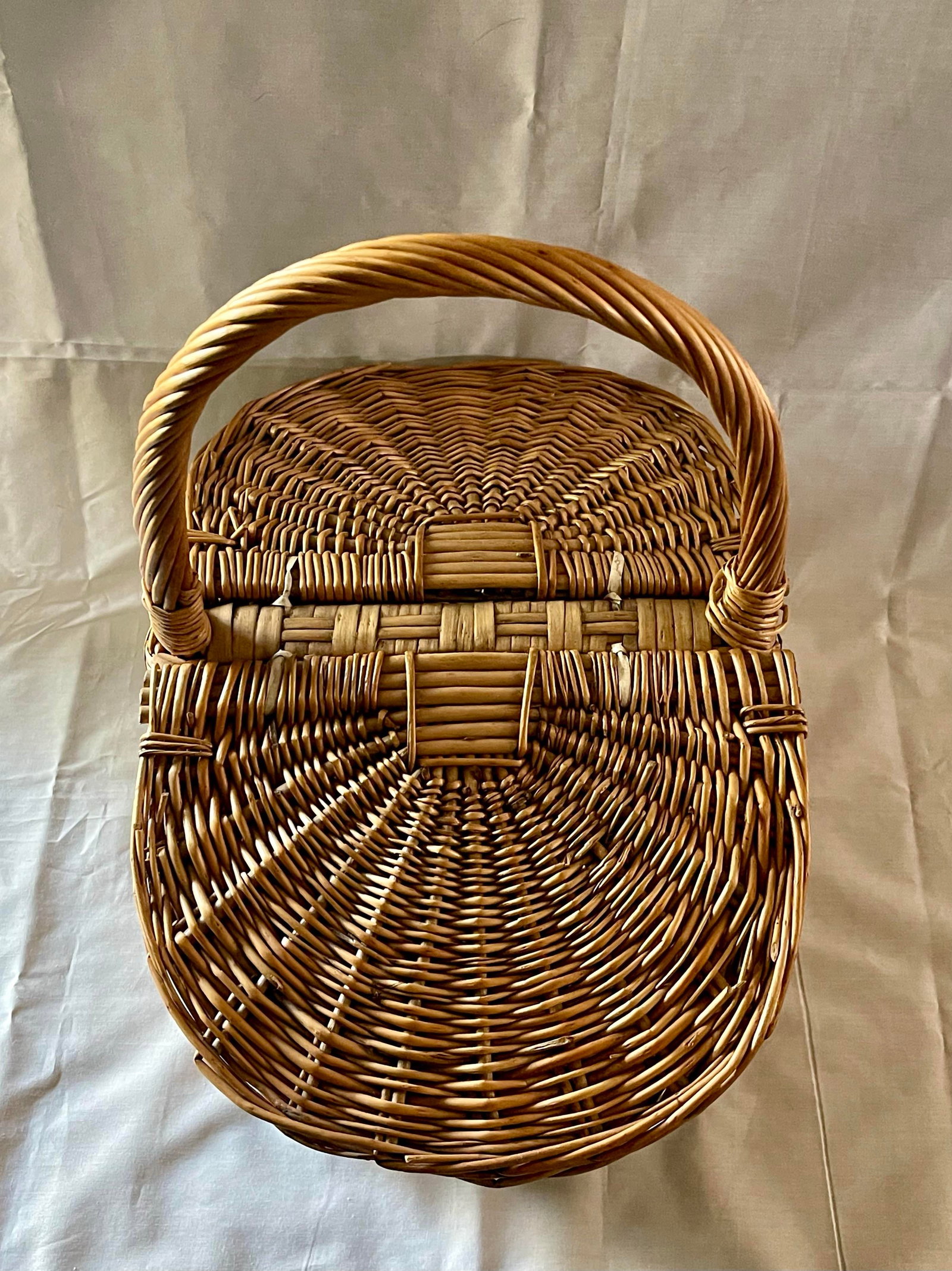 Vintage Wicker Picnic Basket - 3
