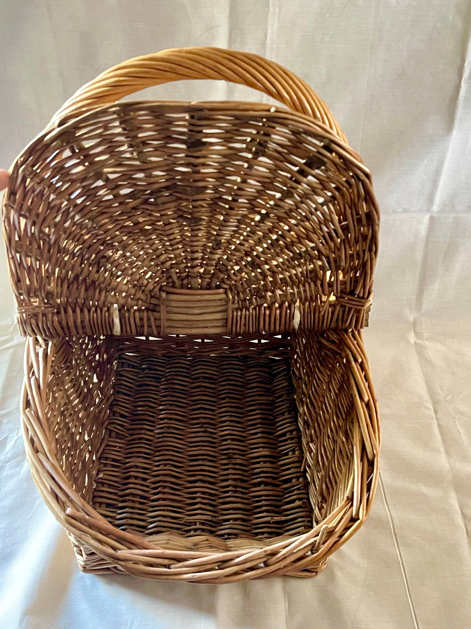 Vintage Wicker Picnic Basket - 7