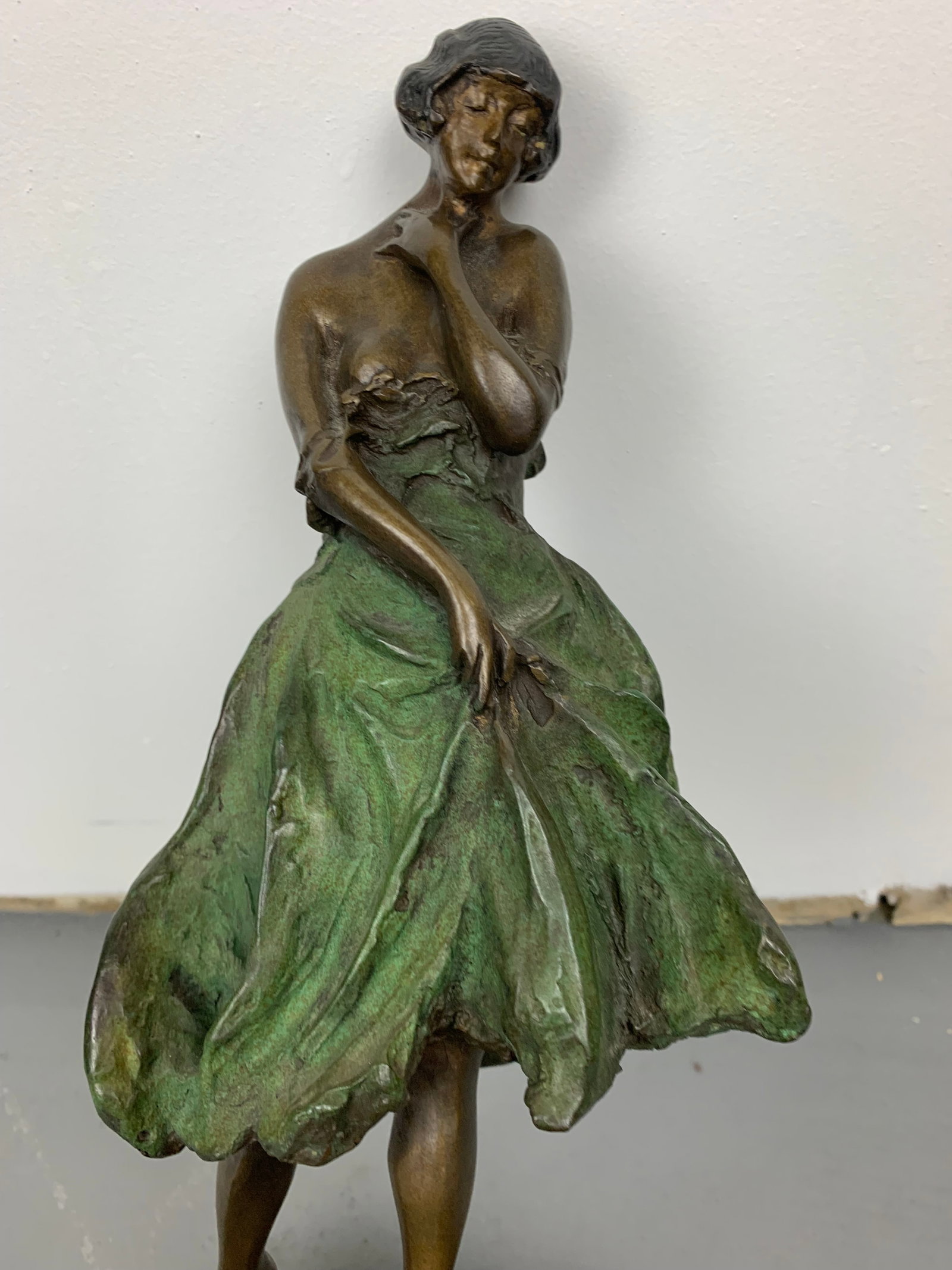 Art Deco French Bronze Statue - 3