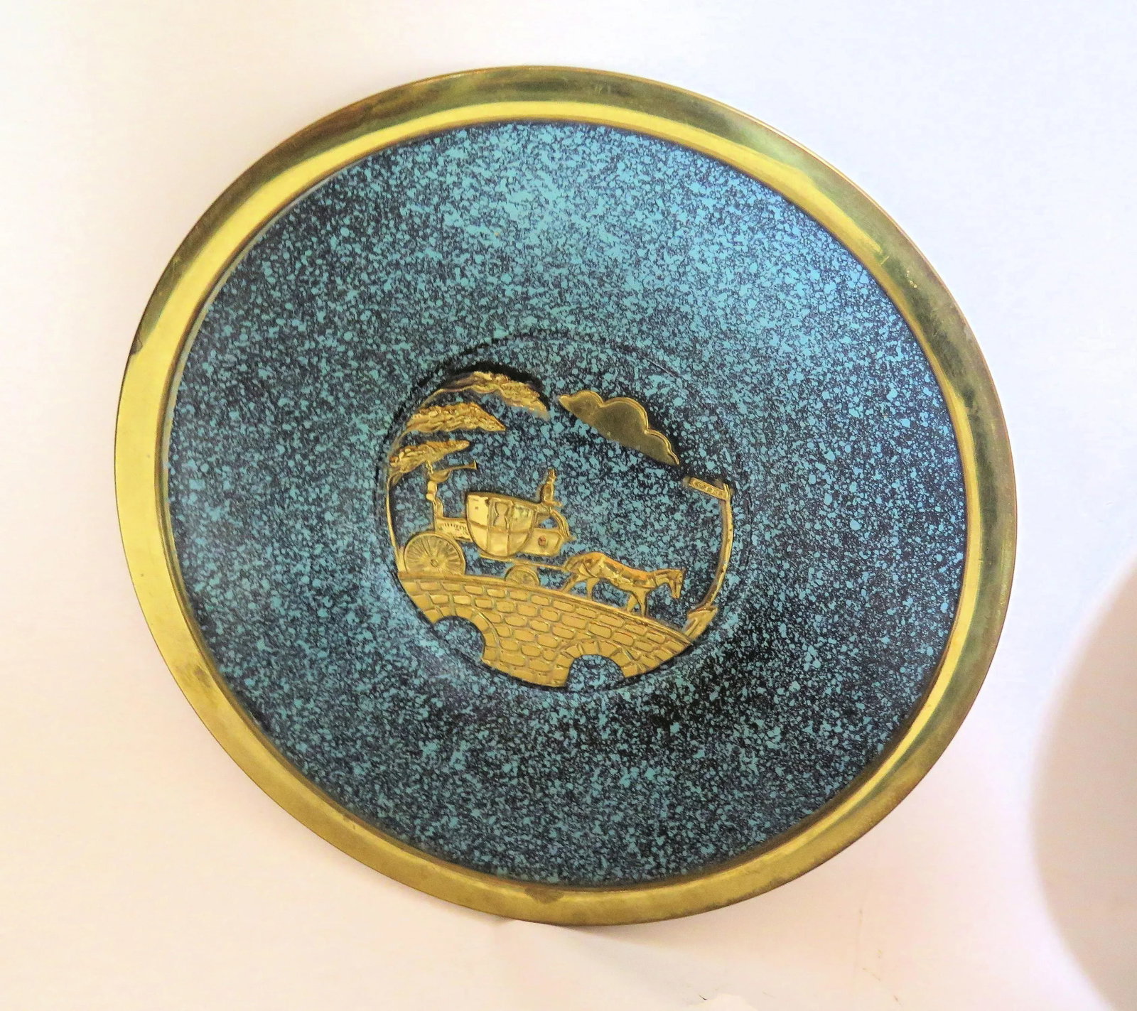 Vintage London England Brass Souvenir Plates - Set of 2 - 4