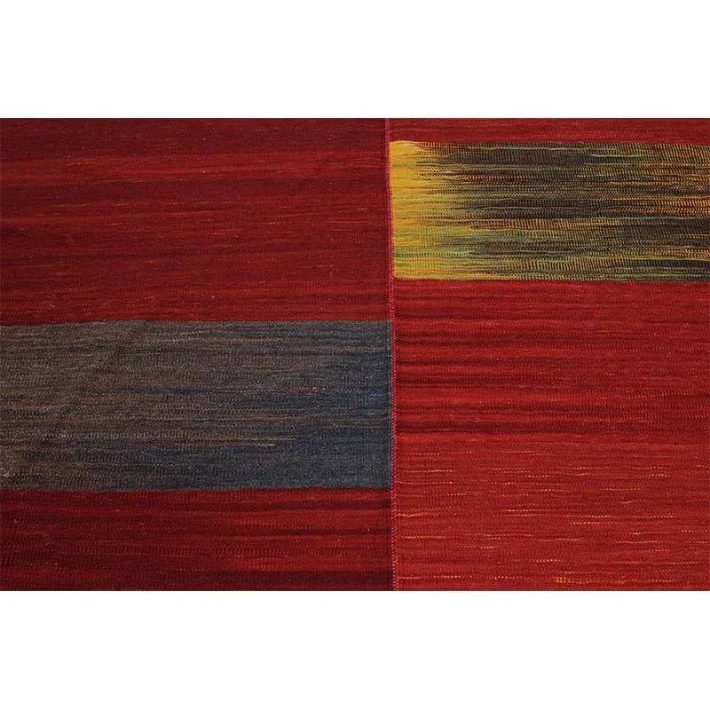 Handwoven Scandinavian Style Persian Kilim Rug 4'11" X 6'7" - 4