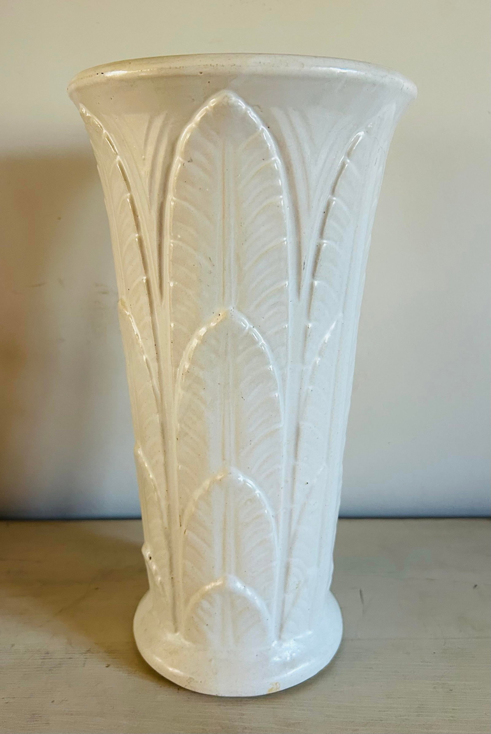 Vintage 1940's Palm Beach Regency Style Tall Vase by Robinson Ransbottom Pottery Co - 2