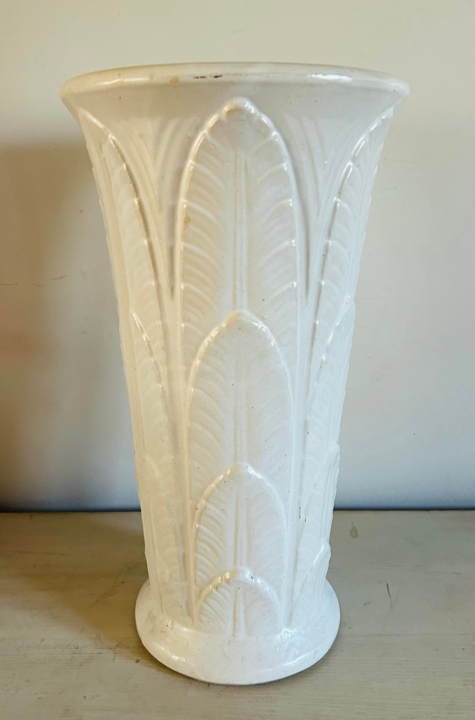 Vintage 1940's Palm Beach Regency Style Tall Vase by Robinson Ransbottom Pottery Co - 4
