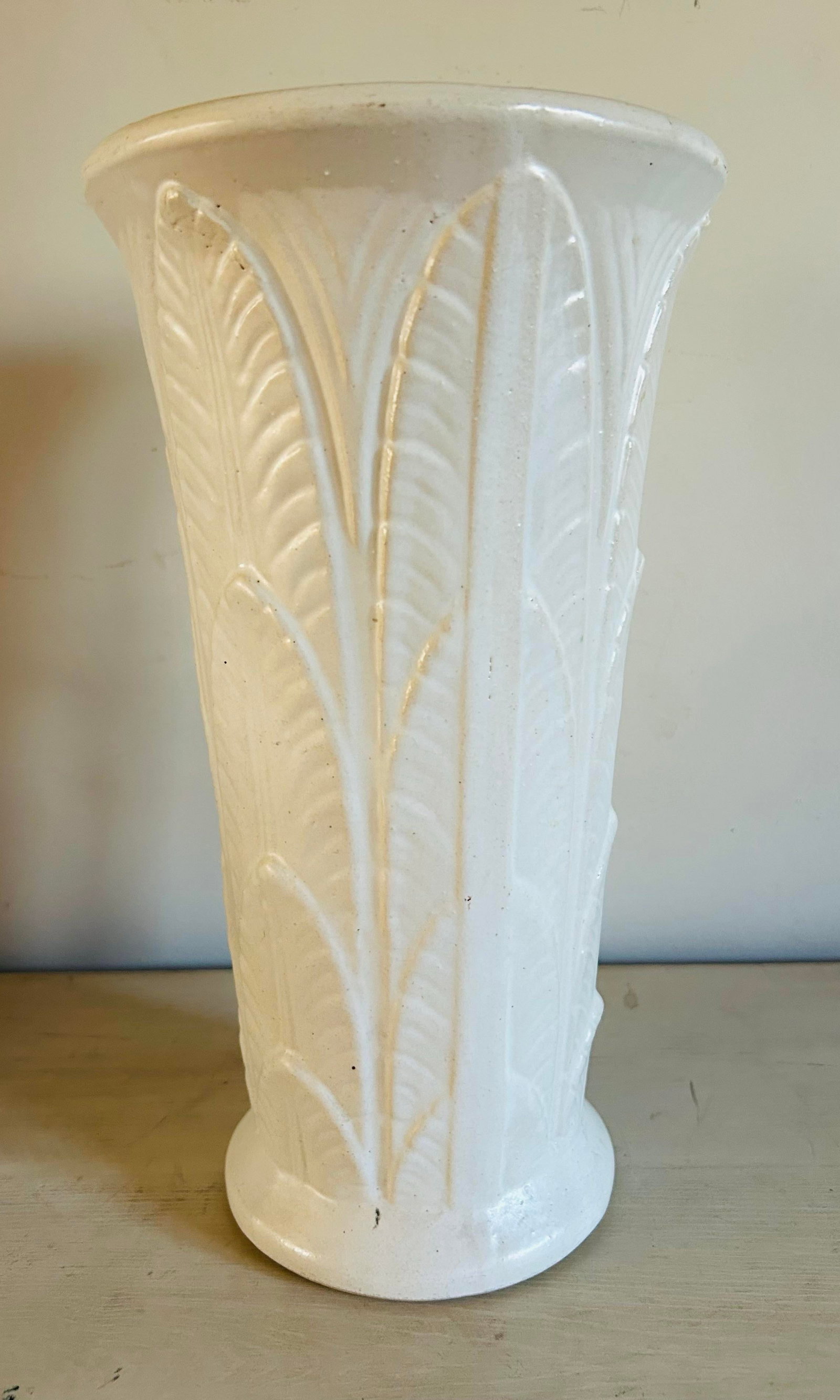 Vintage 1940's Palm Beach Regency Style Tall Vase by Robinson Ransbottom Pottery Co - 5