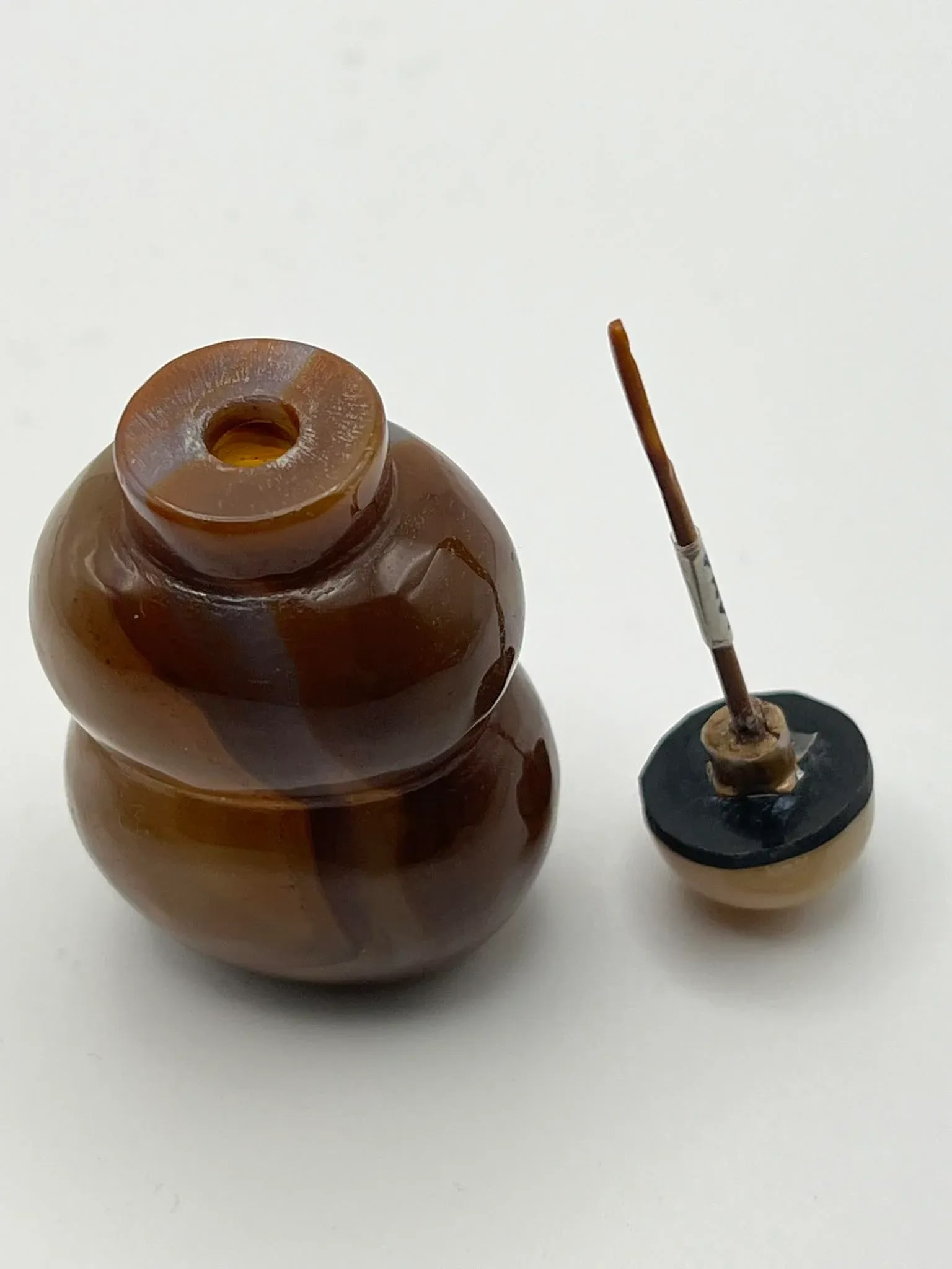 Vintage Chalcedony Double Gourd Snuff Bottle - 12