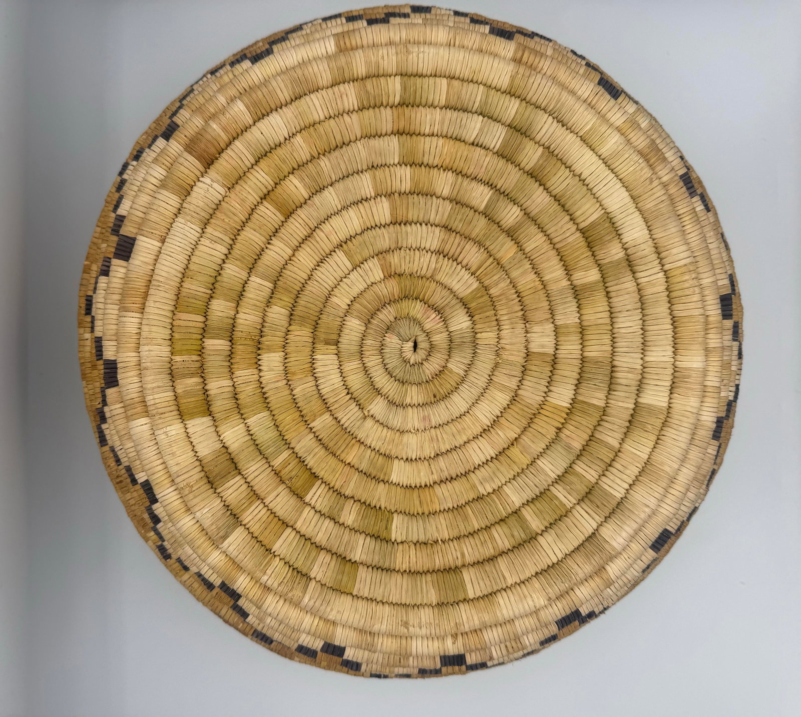 Rare Vintage Hopi Native American Coiled Basket - 6