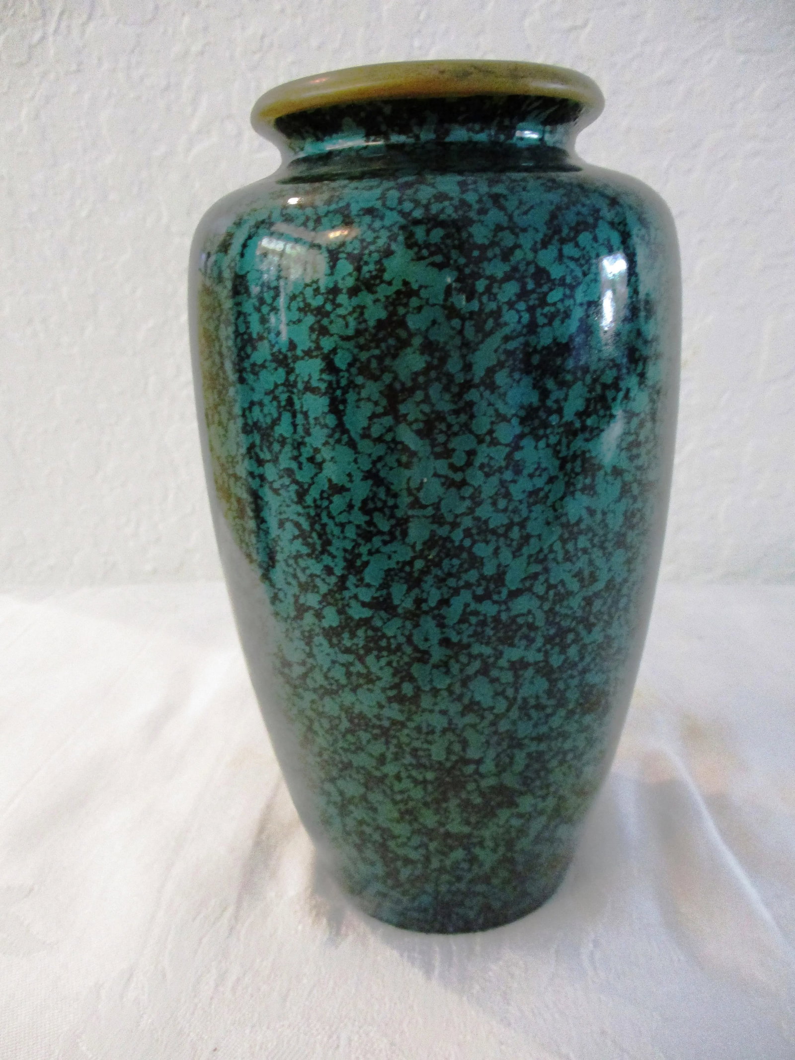 Mid-Century Japanese Enamelware Hand-Painted Cherry Blossom Vase - 3