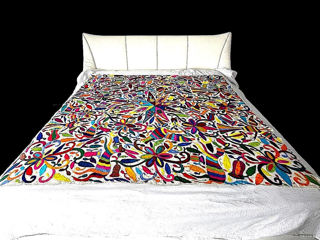 Vintage Mexican Otomi Hand Embroidered Textile Coverlet/Wall Hanging - 2