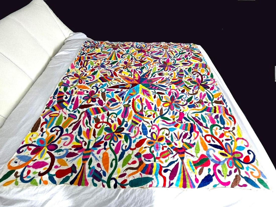 Vintage Mexican Otomi Hand Embroidered Textile Coverlet/Wall Hanging - 6