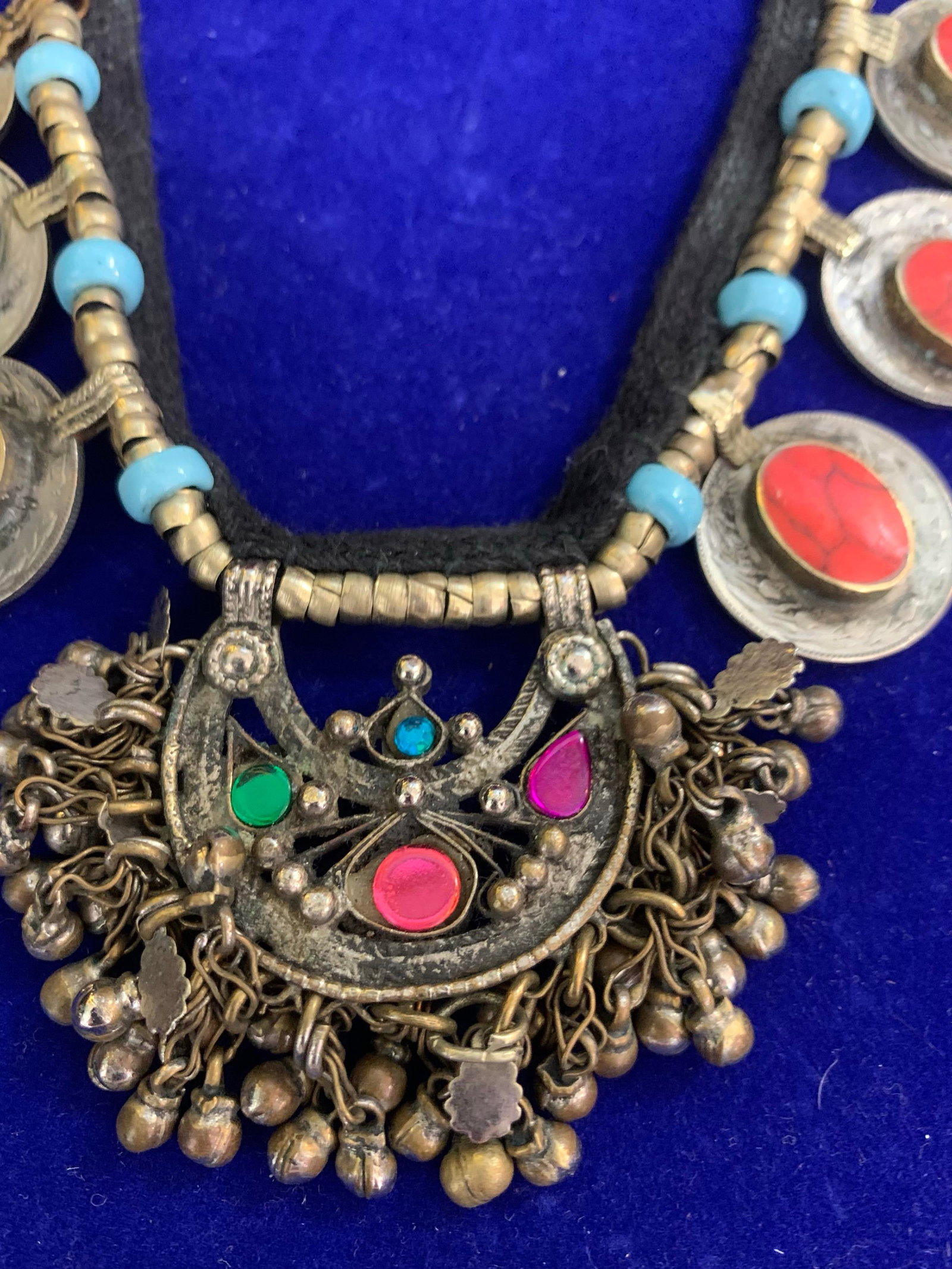 Mid 20th Century Afghan Tribal Kuchi Pendant Necklace Boho Jewelry Made With Coral and Turquoise - 4