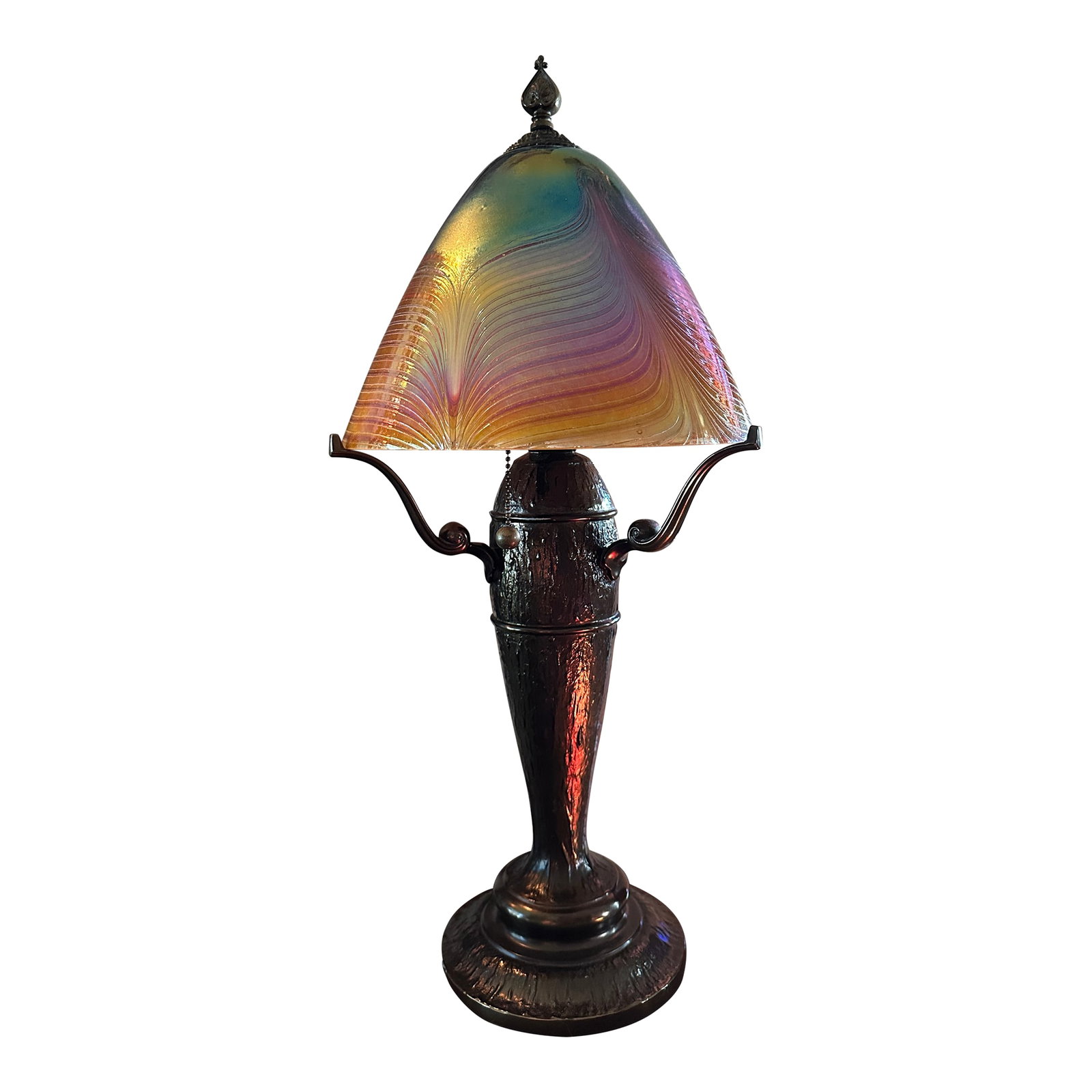 Quoizel Salamander Starry Night Lamp - Tiffany Style Art Glass Shade by Todd Phillips- Signed: Offered is a stunning Quoizel Starry Night Art Glass shade lamp. You can really see why they call them Starry Night, once the shades are lit. The art glass shade are signed by Todd Phillips, who retir