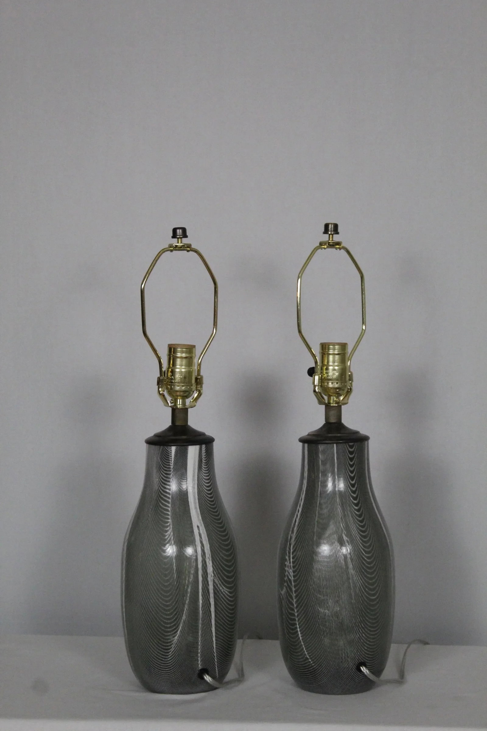 Mid 20th Century Petite Herringbone Murano Lamps - a Pair - 6