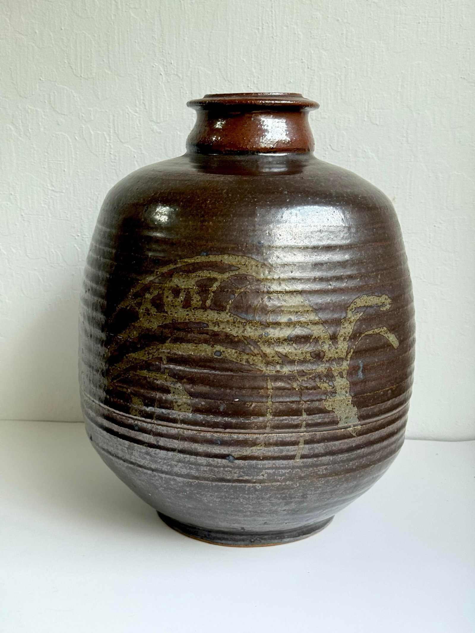 Mid 20th C. Eric Norstad Monumental Studio Pottery Vessel Wax Resist Insect Decoration - 3