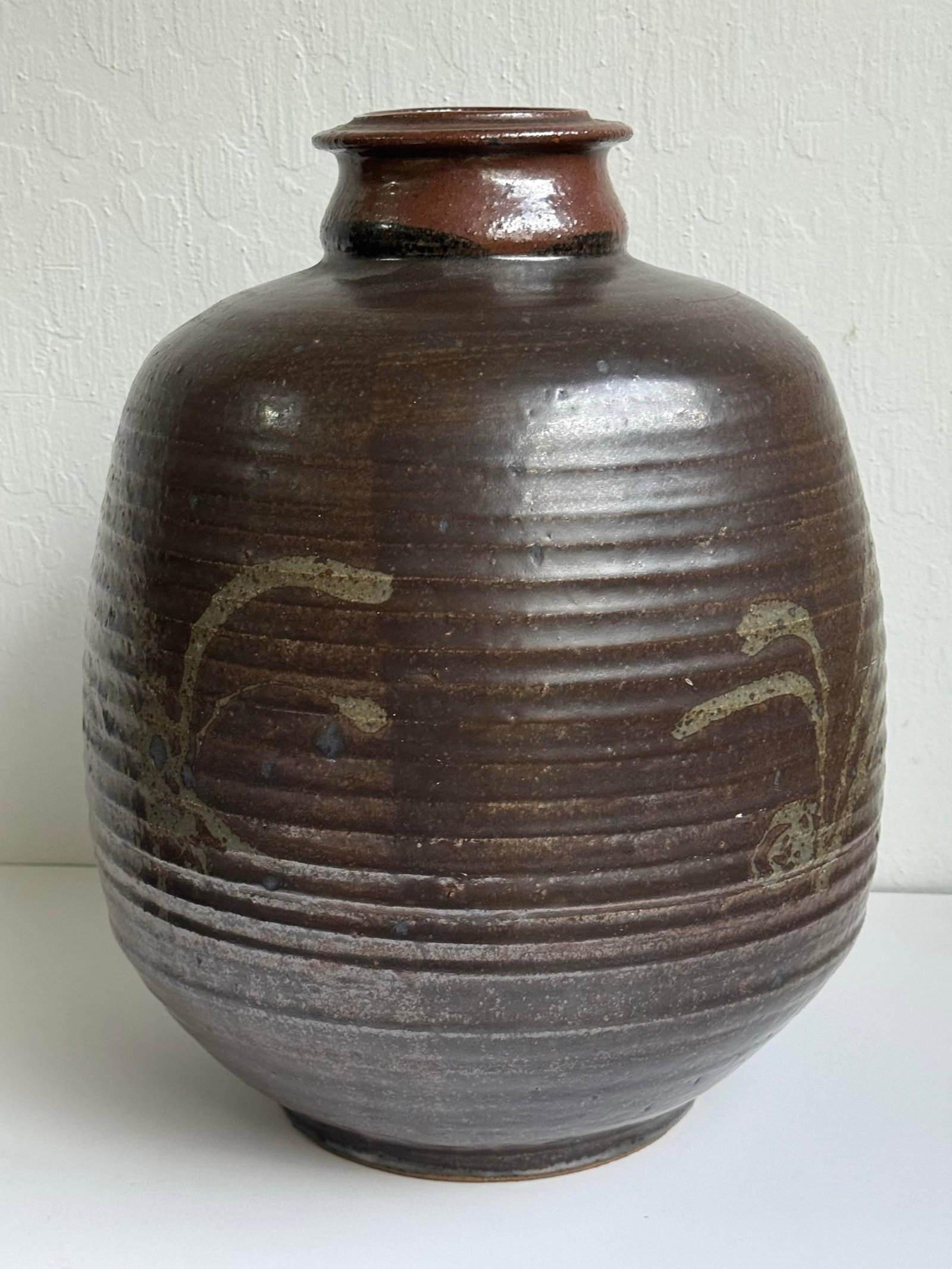 Mid 20th C. Eric Norstad Monumental Studio Pottery Vessel Wax Resist Insect Decoration - 4