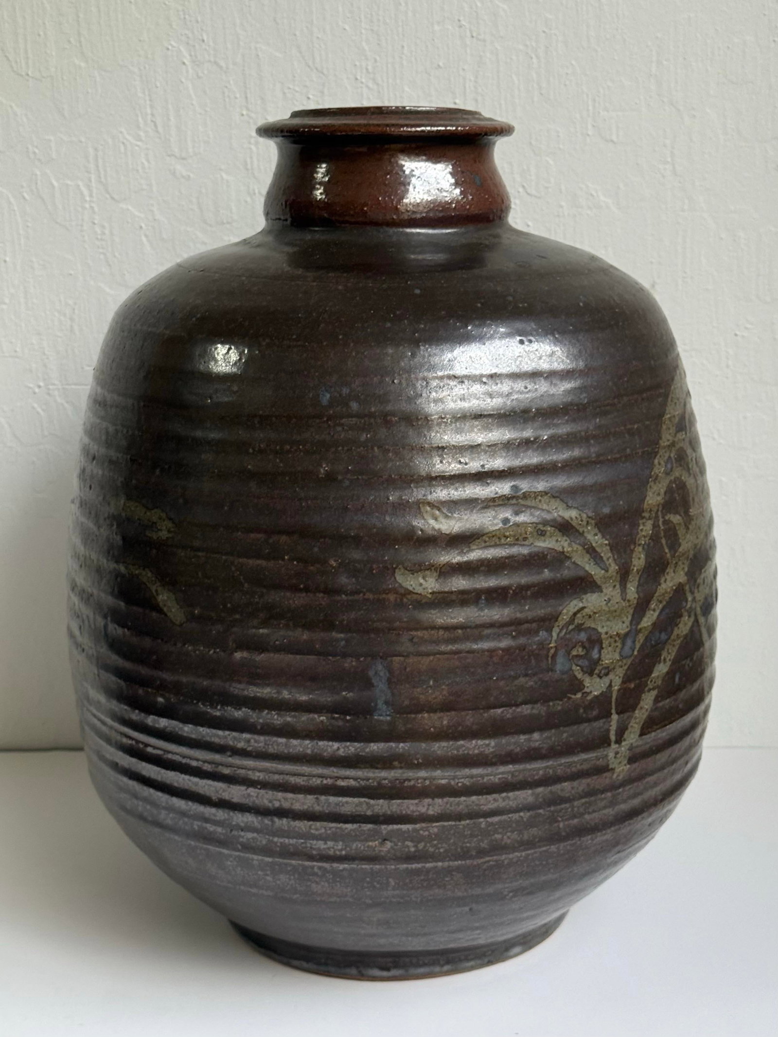 Mid 20th C. Eric Norstad Monumental Studio Pottery Vessel Wax Resist Insect Decoration - 9