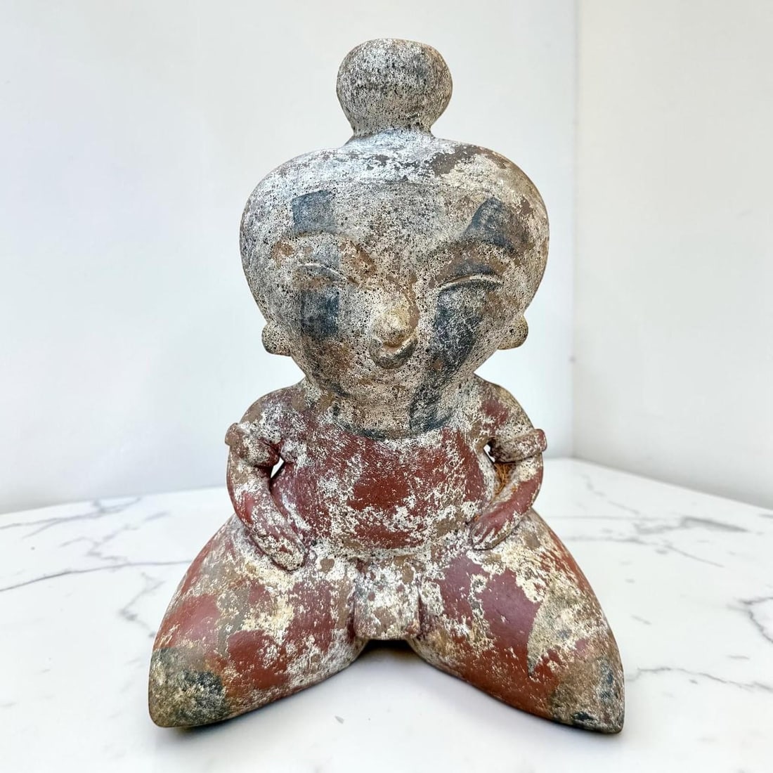 Nayarit Chinesco Female Figurine - 6