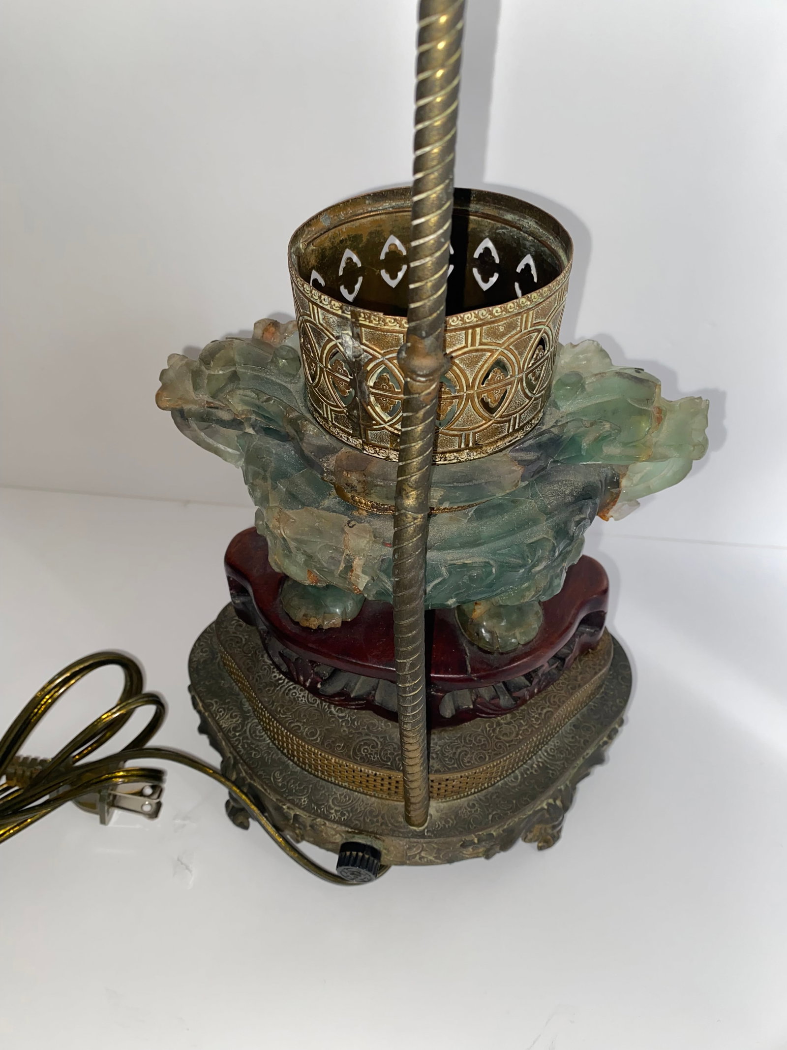 1930s Chinese Carved Jadite Lamp With Shade - 6