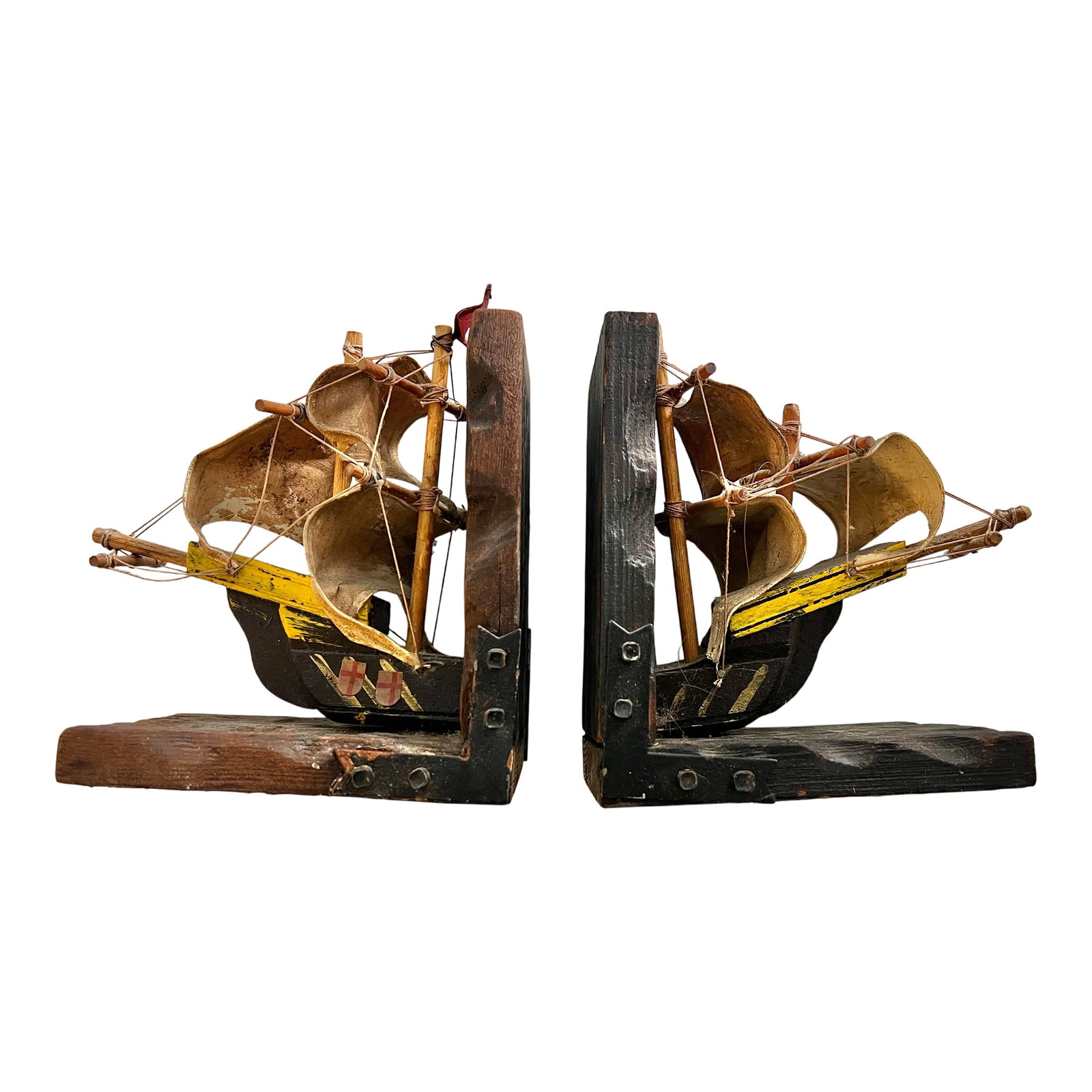 1970s Wood Pirate Ship Bookends: Vintage wood Pirate Ship Bookends Set of 2 Clipper Boat Sails Nautical. Measures 6" x 3 5/8" x 7 3/8" H. In good condition. Condition: Alterations: Original Condition Unaltered Imperfections: Some