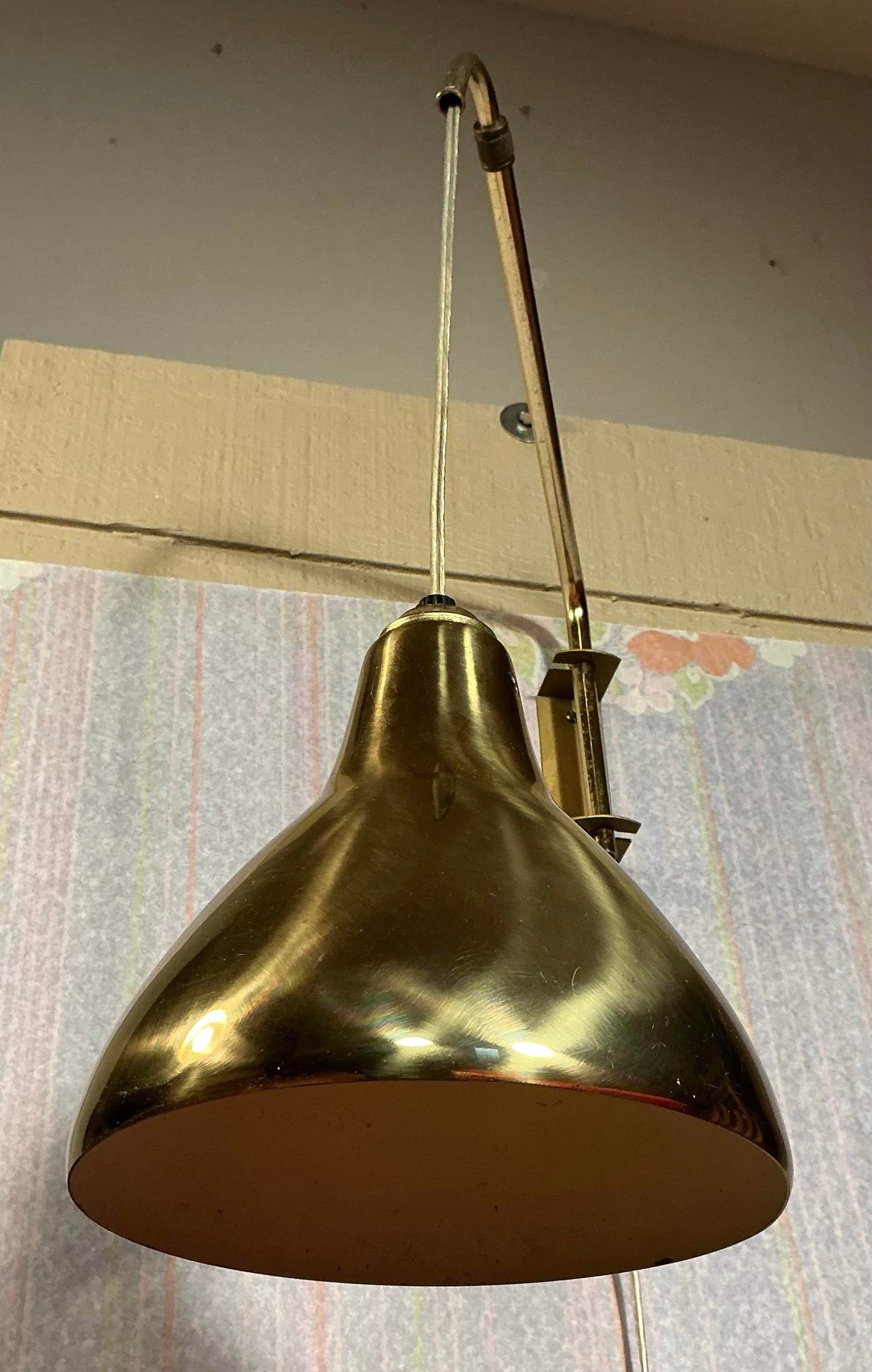Telescopic Arm Wall Lamp With Brass Metal Shade Attributed to Gunnel Nyman, MCM 1950s - 5
