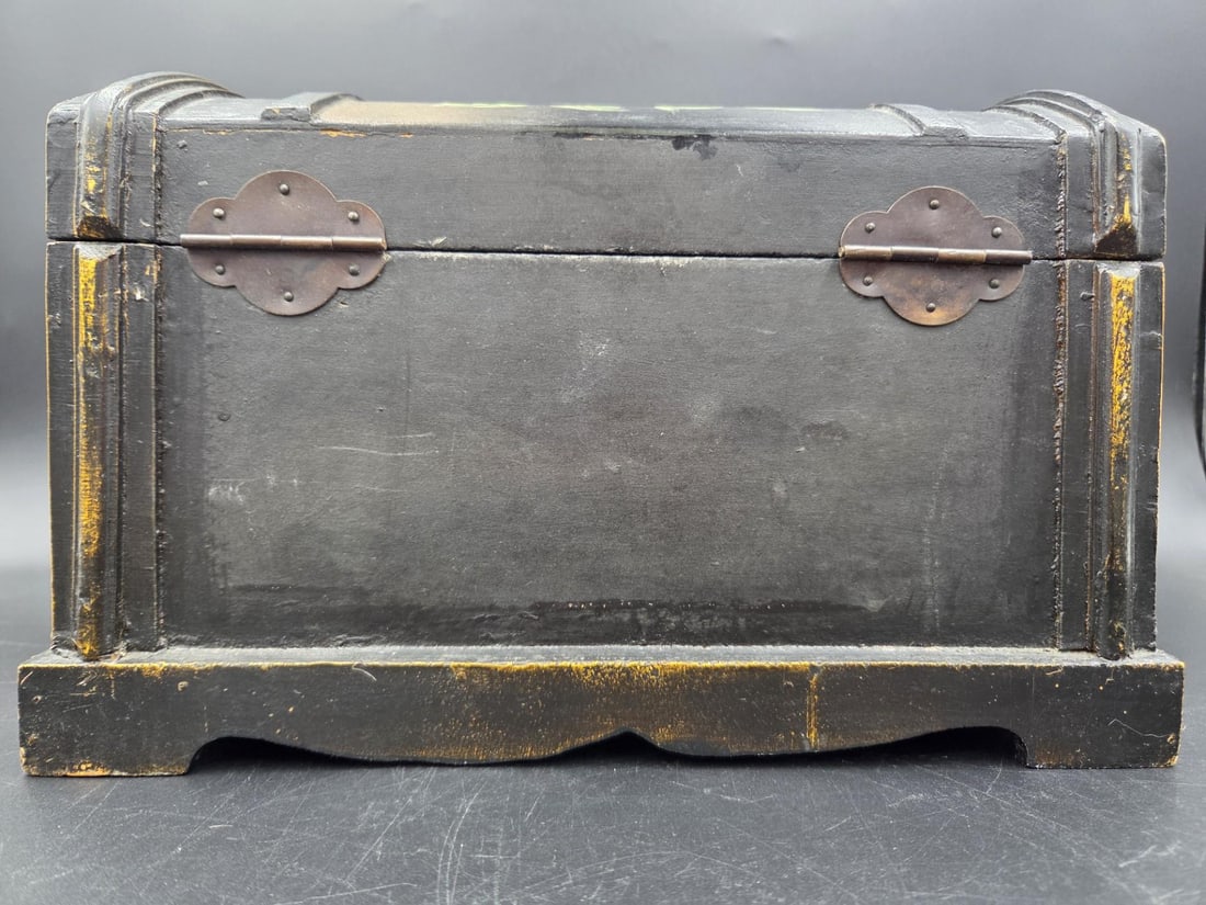 Vintage Hand Painted Wooden Dome Lidded Table Chest - 5