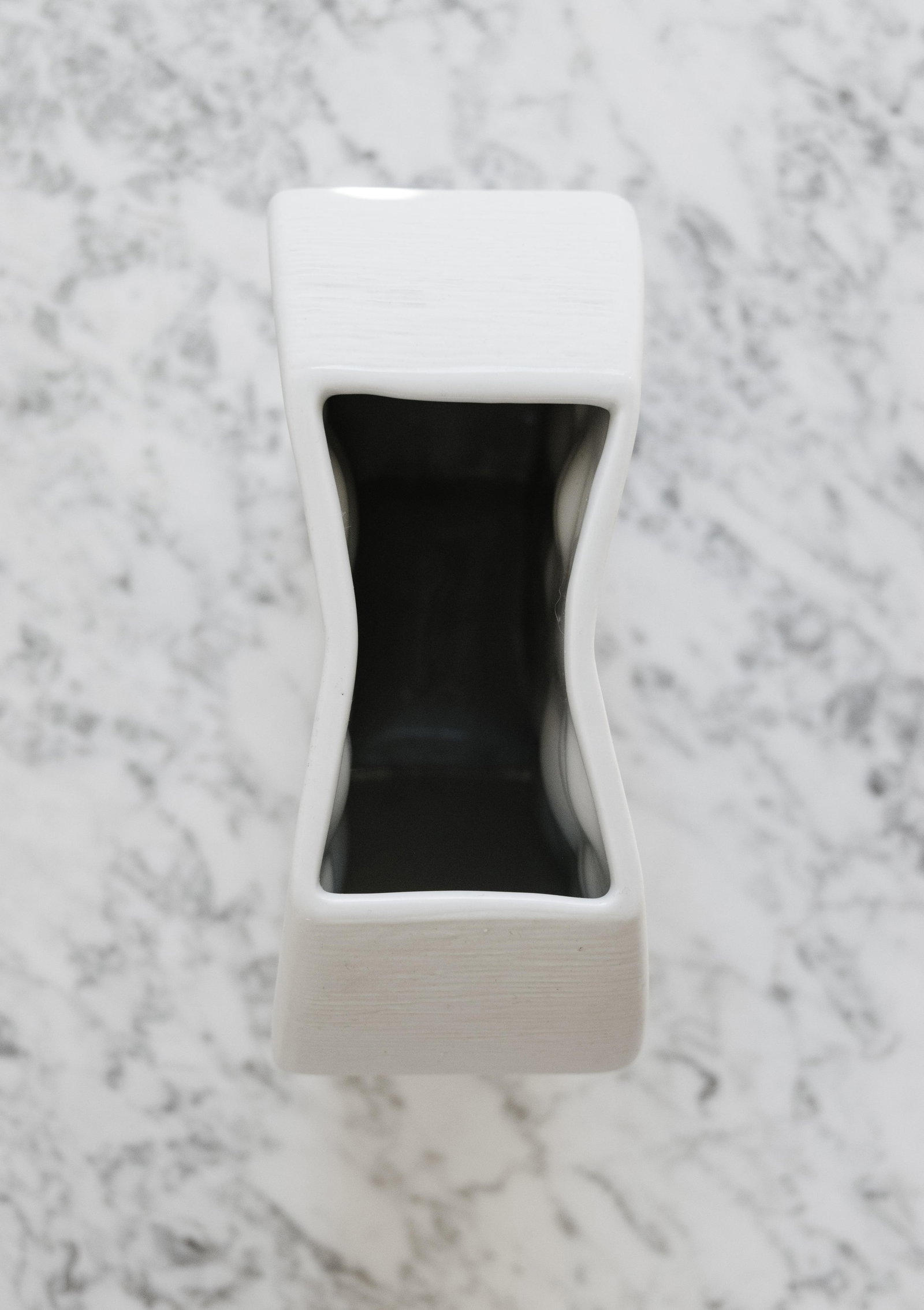 1950s Hans-Theo Baumann for Thomas Germany Matte White Porcelain Op Art Vase - 9