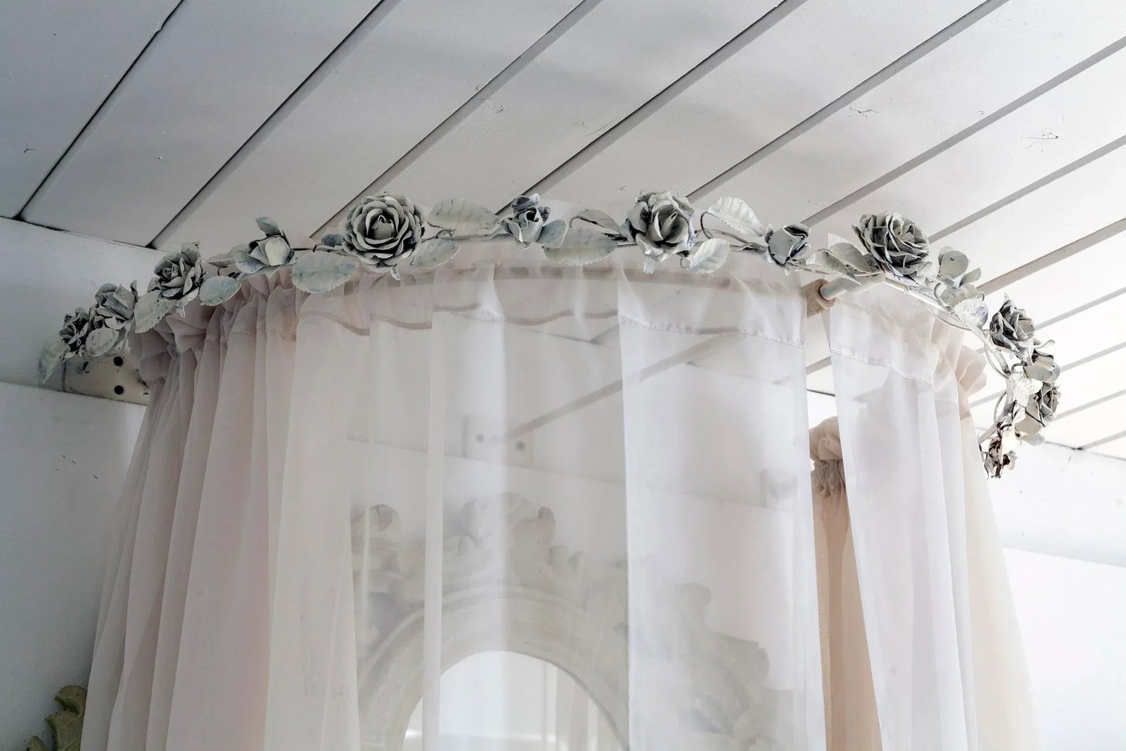 Early 20th Century Floral Iron Bed Header - 7