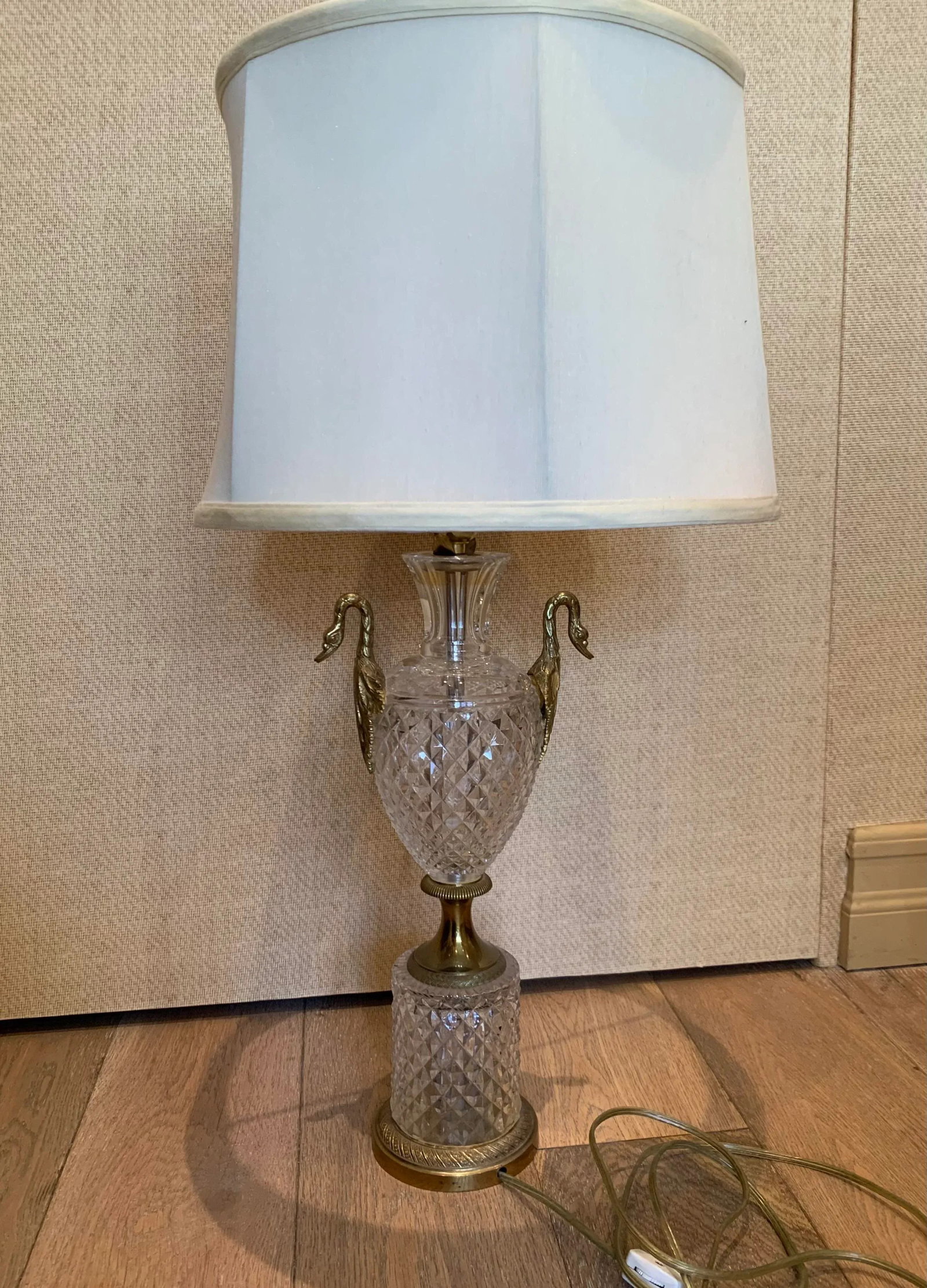 Mid 20th Century Cut Crystal Table Lamp - 2