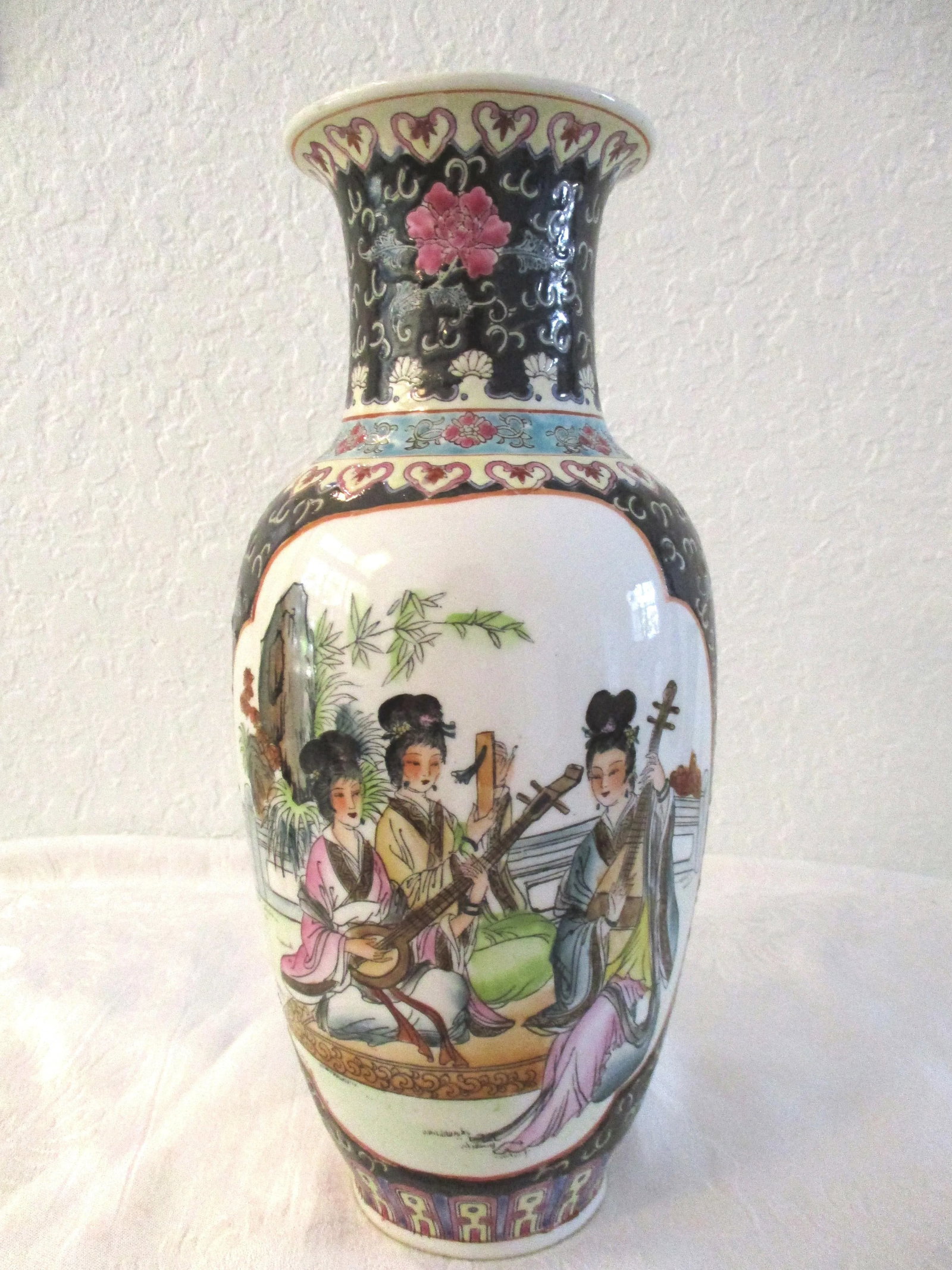 Mid-Century Black Chinese Geisha Floral Vase - 8