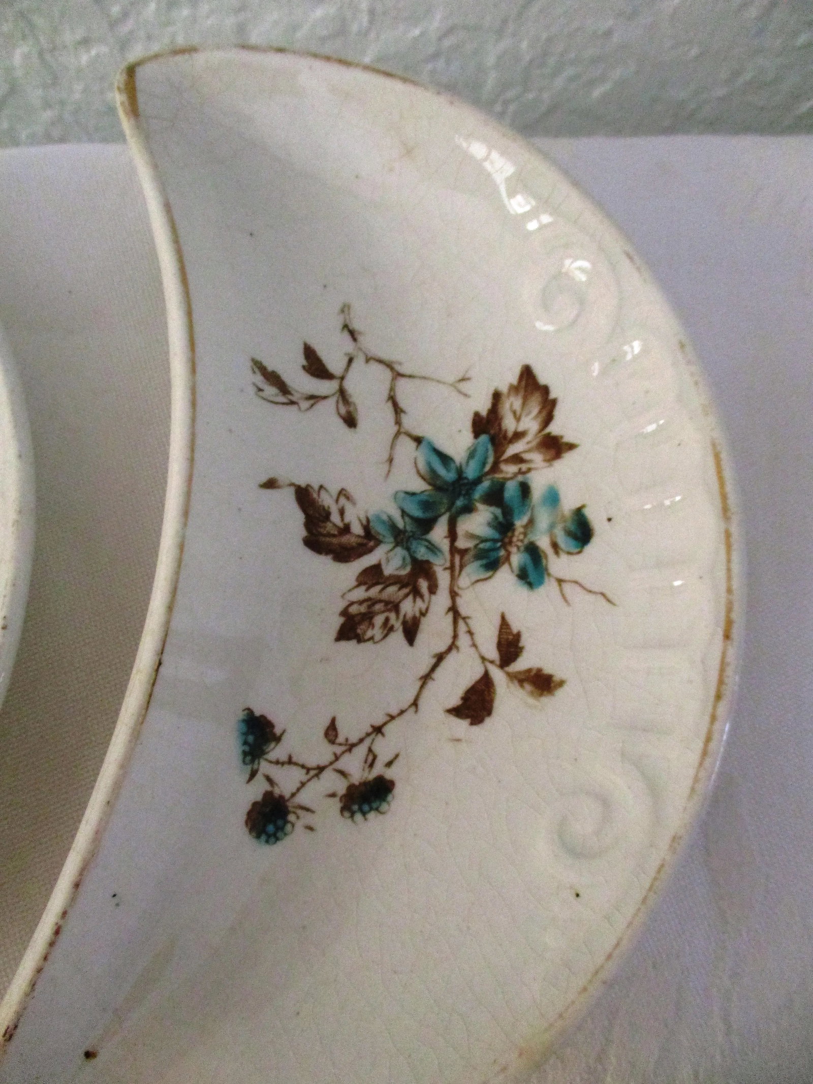 Antique English Bone Dishes, Set of 6 - 3