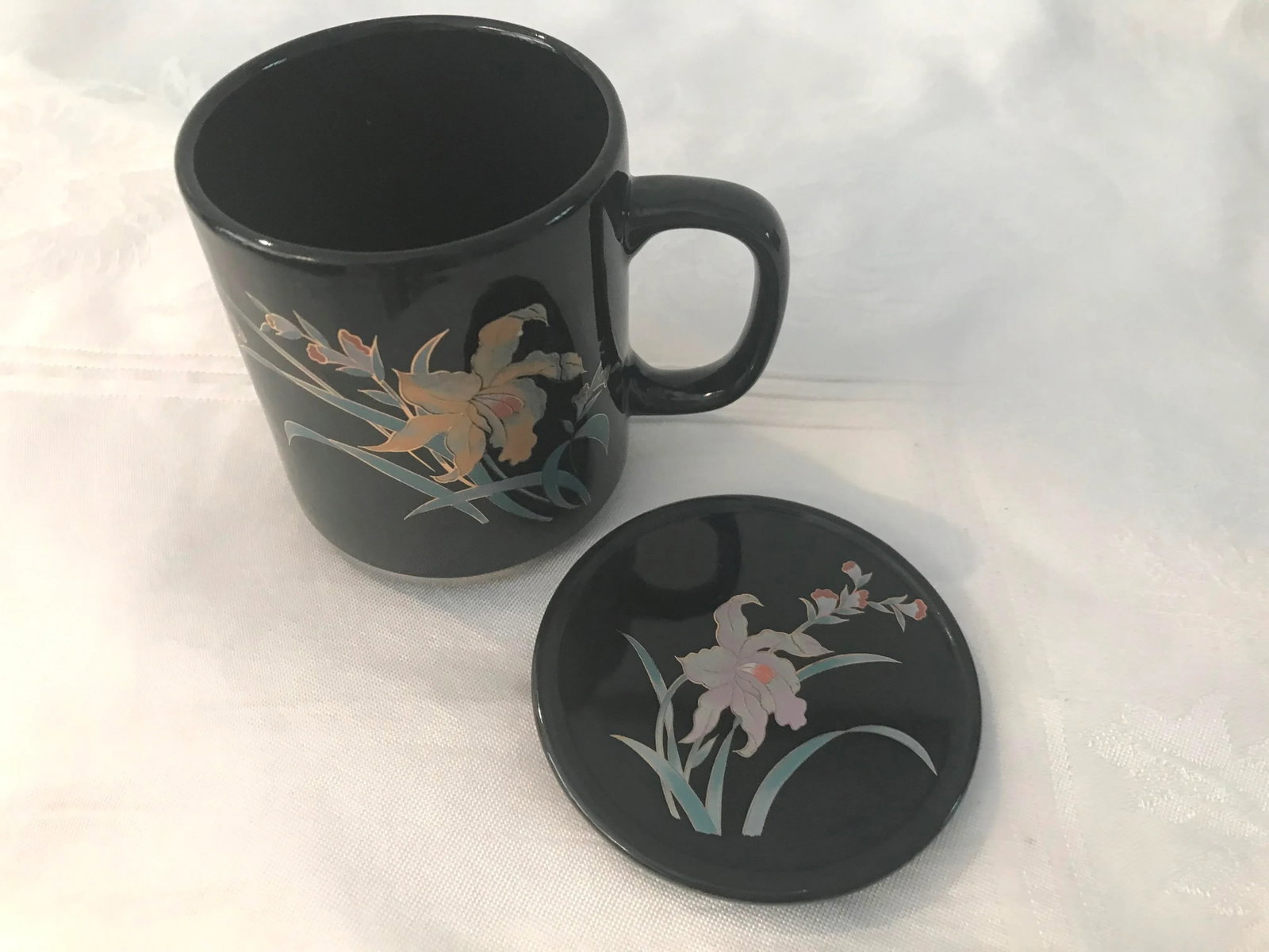 1980s Japanese Black Floral Ceramic Tea Mugs W/Lids, 8 Pcs - 5