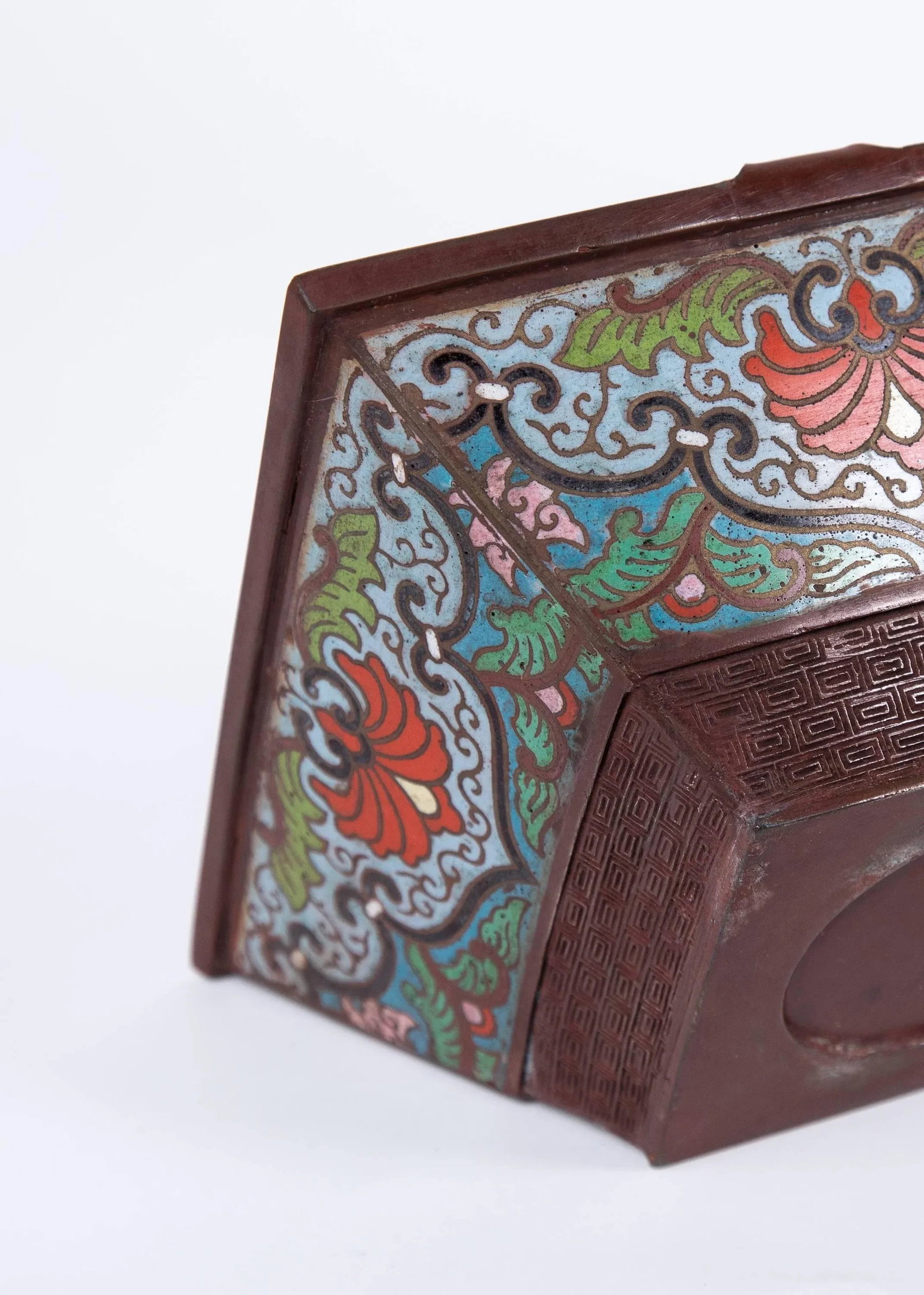 Early 20th Century Japanese Champleve Cloisonne Copper Square Jardiniere - 5