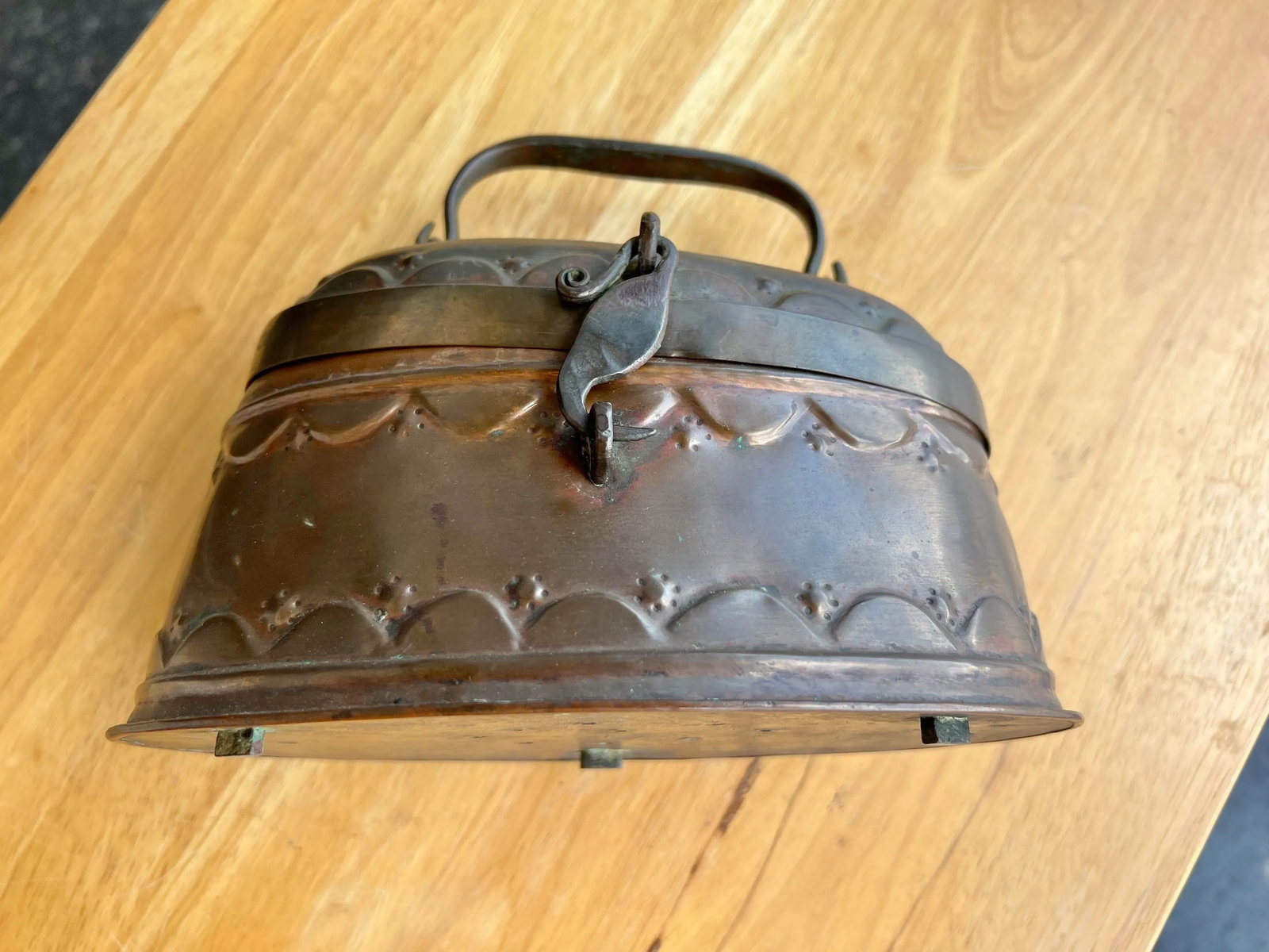 Vintage Copper Turkish Soap Box With Handle - 4