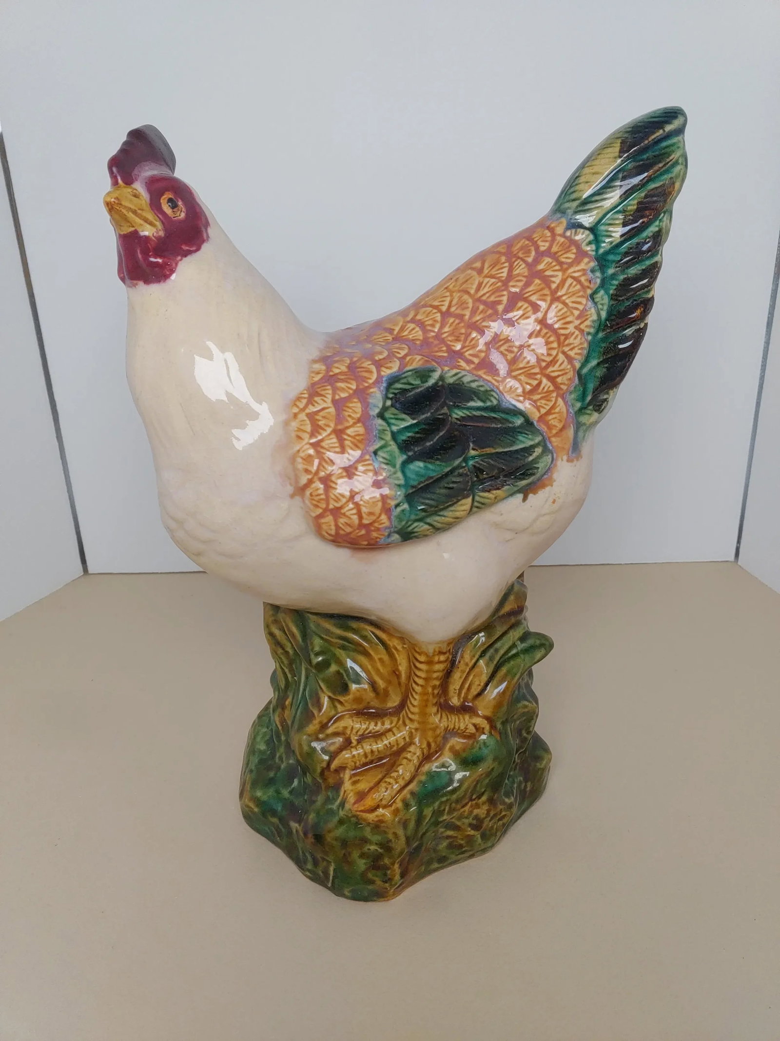 Mid 20th Century French Majolica Hen - 7