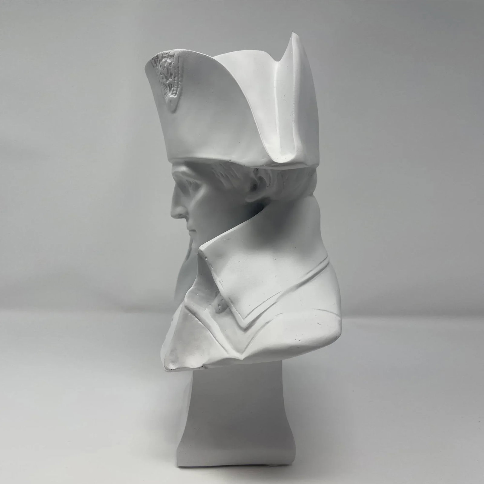 White Hand-Painted Bust Sculpture of Emperor Napoleon Bonaparte - 4