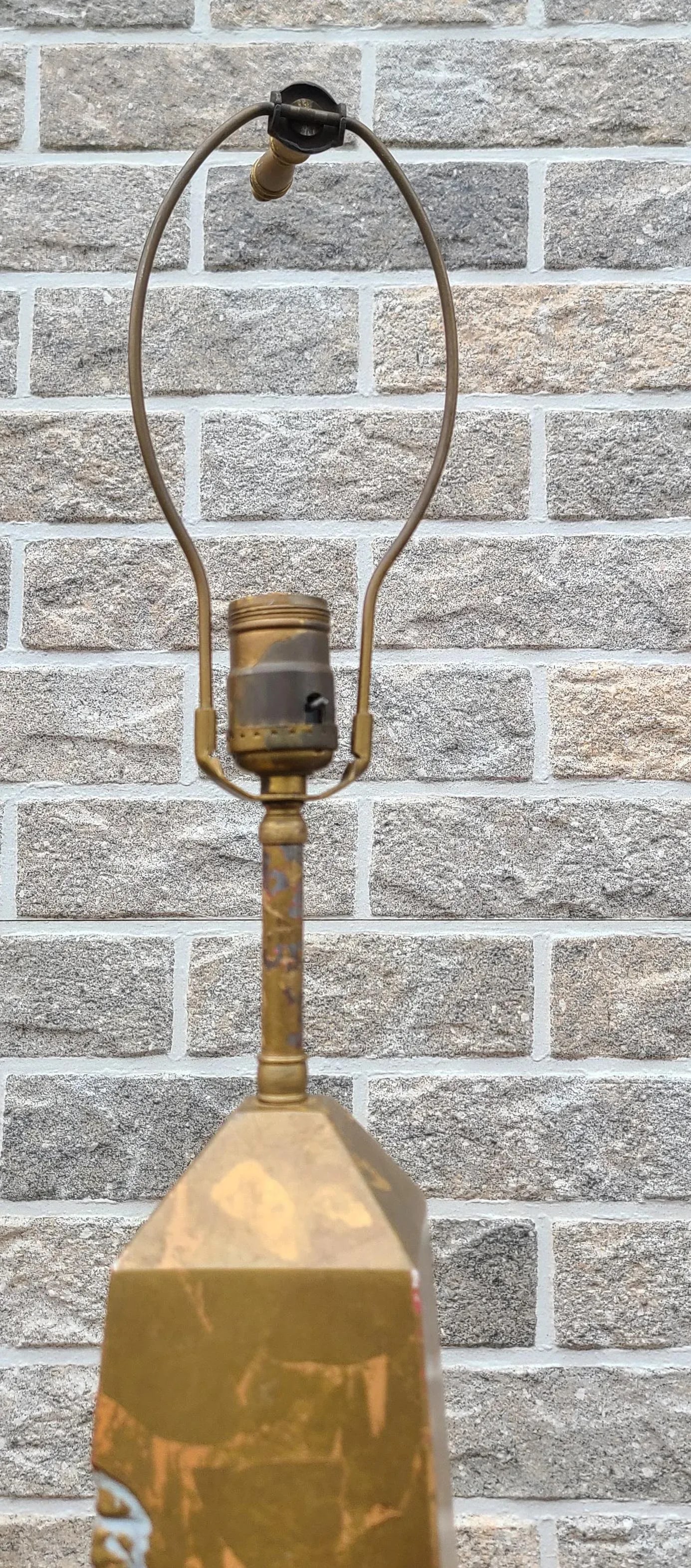 Very High Quality Mid Century Modern Gold Leaf Plaster Obelisk Formed Table Lamp C1960s - 4