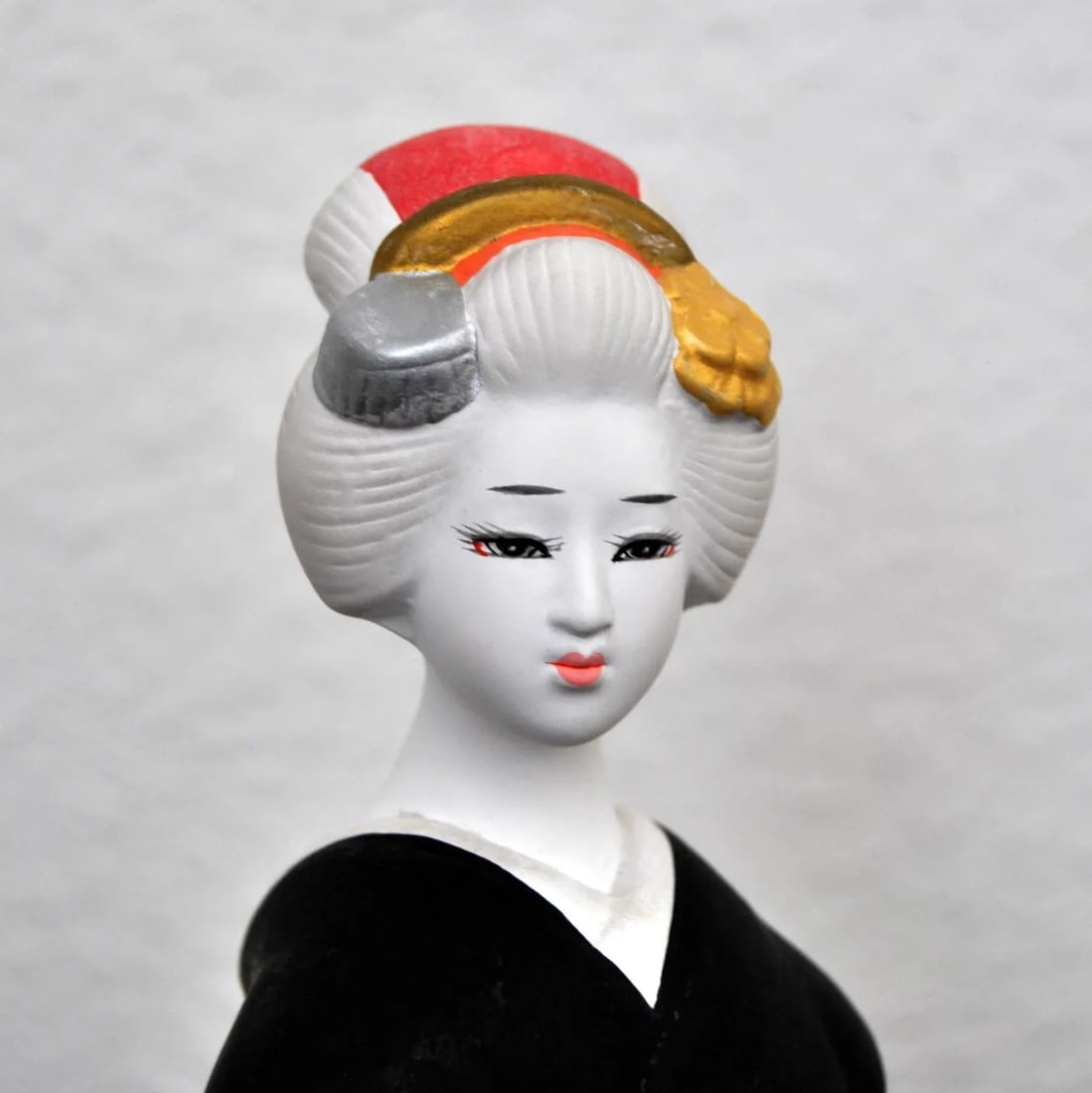 Authentic Japanese Bisque Bijinga Woman in Kimono Hakata Ningyo Figurine - 10