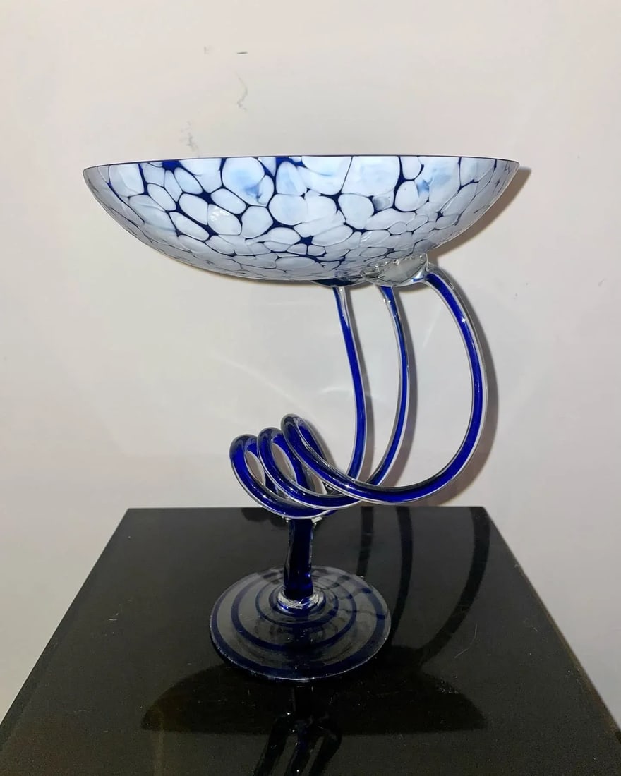 Postmodern Jozefina, Krosno Poland Art Glass Jellyfish Pedestal Bowl - 3