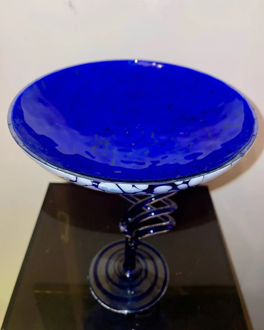 Postmodern Jozefina, Krosno Poland Art Glass Jellyfish Pedestal Bowl - 4