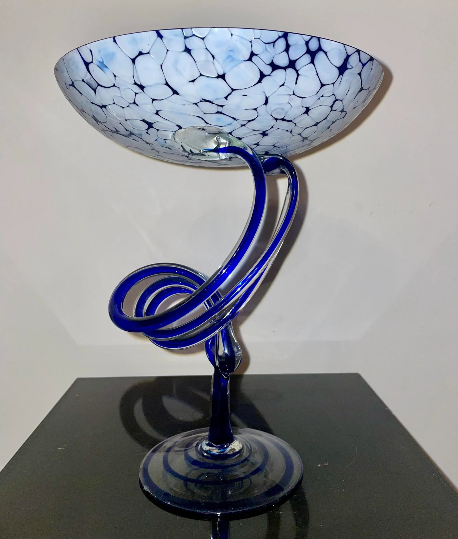 Postmodern Jozefina, Krosno Poland Art Glass Jellyfish Pedestal Bowl - 7