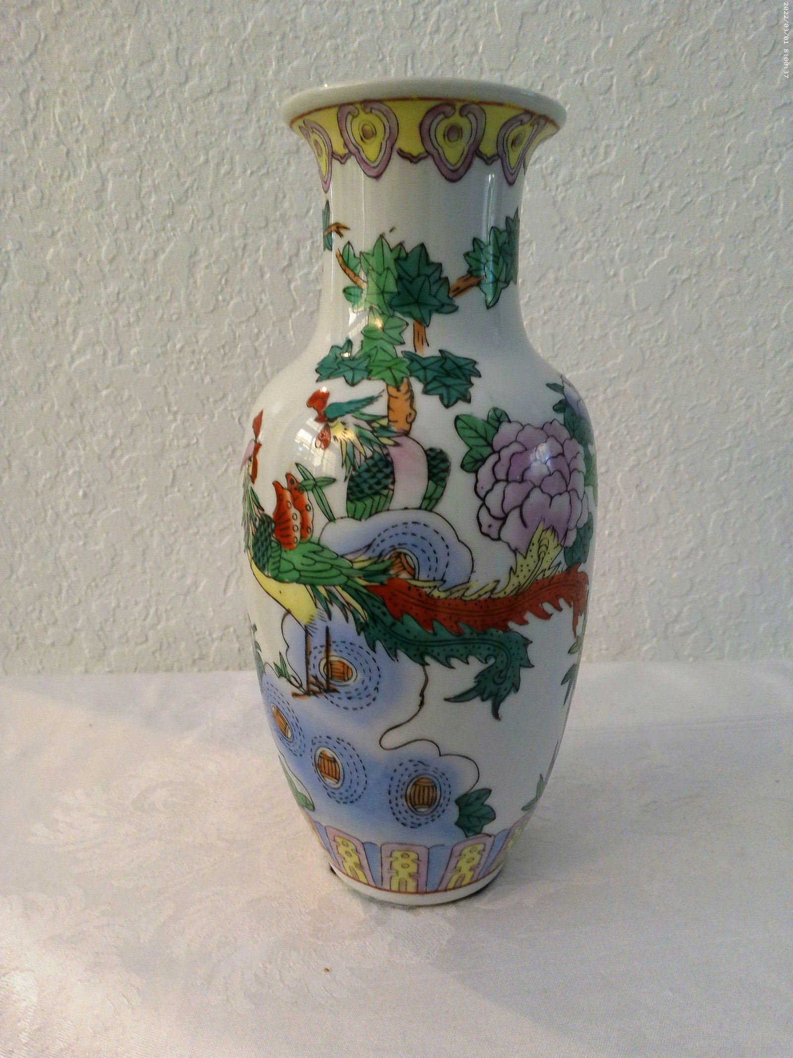 1980s Chinese Pheasants Porcelain Vase - 7