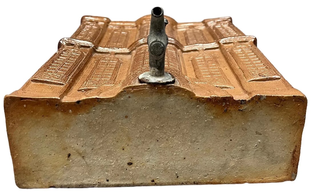 Early 19th Century English Wall Hanging Pottery Cistern - 10