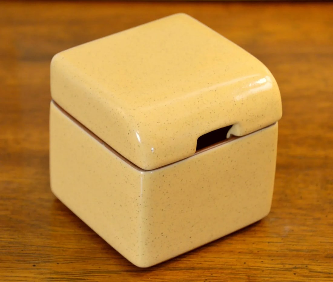Early 21st Century Postmodern Handmade and Signed Cream and Sugar, Salt and Pepper Set 4 Pieces - 6