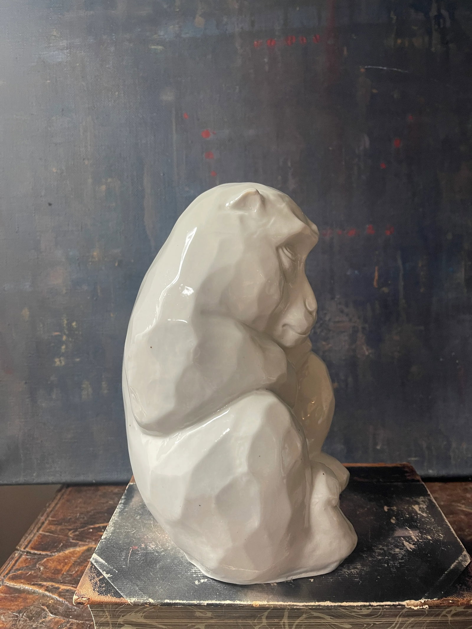 Mid 20th Century Japanese Kutani White Snow Monkey Sculpture - 5