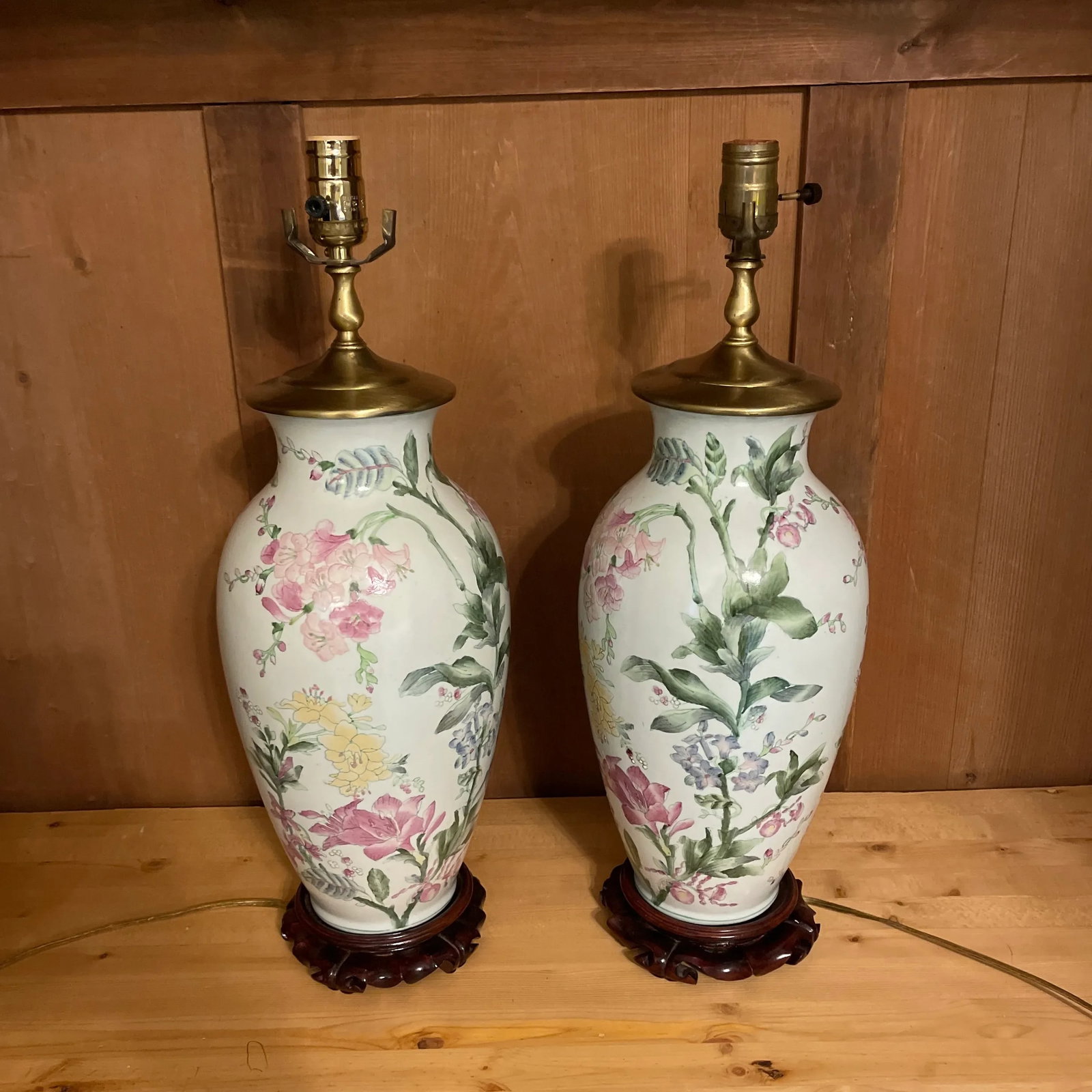 Pair of Mid-20th Century Famille Rose Ginger Jar Lamps - 5