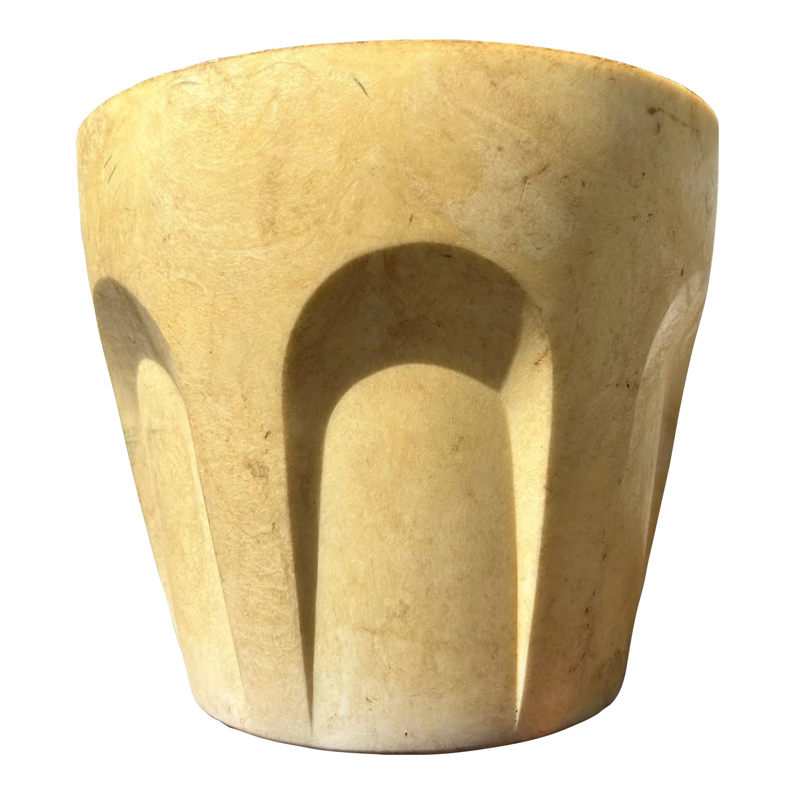Mid Century Modern Fesco Plastic Planter: Sought after molded plastic planter by Fesco. Arched relief detail. Marked 'Fesco 6951 Made in USA'. Circa 1970s Similar in Style to David Cressey's mid-century modern Architectural pottery line.