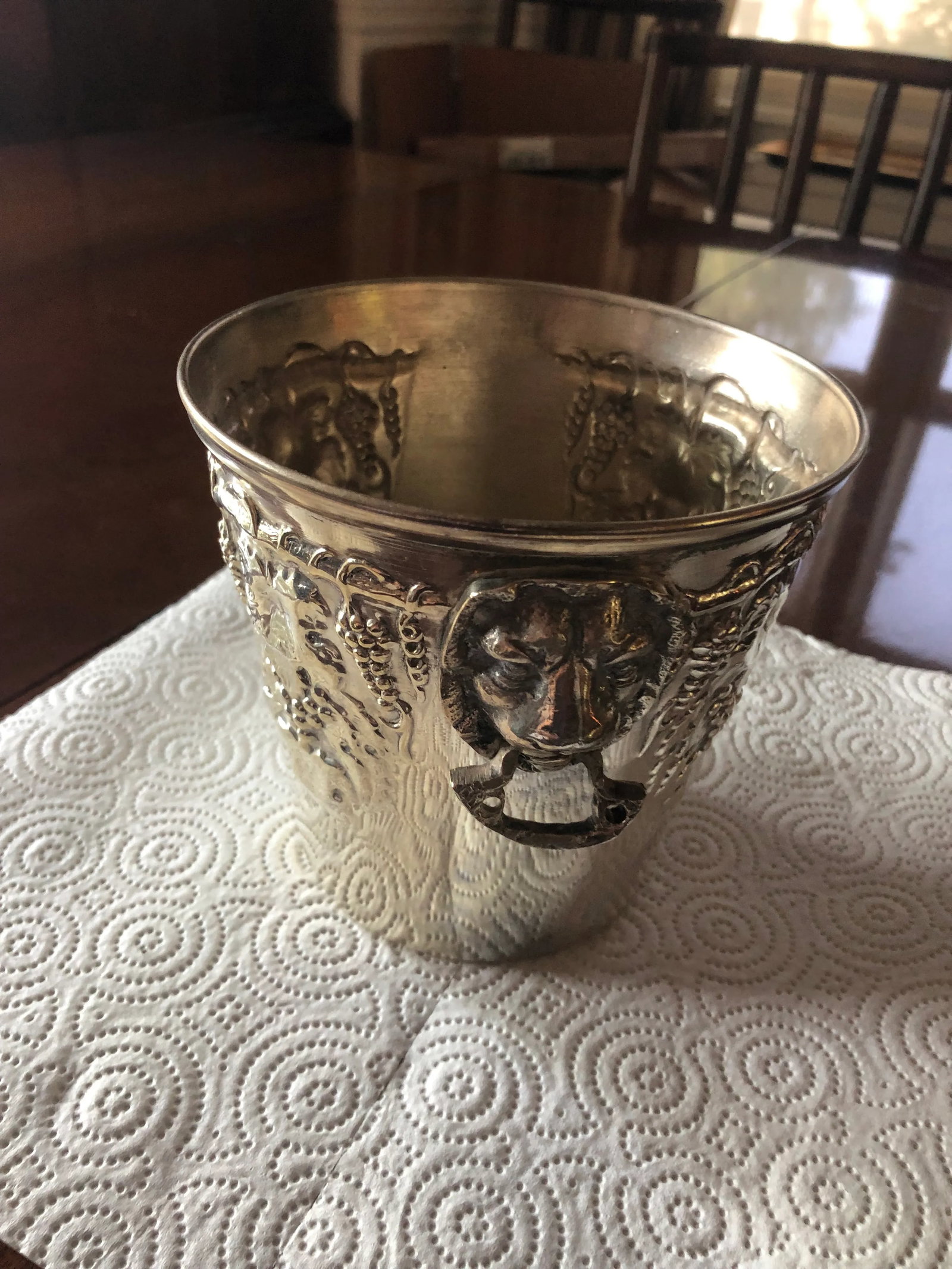 1980s Silverplate Lion-Head Planter Cachepot, Greece - 3