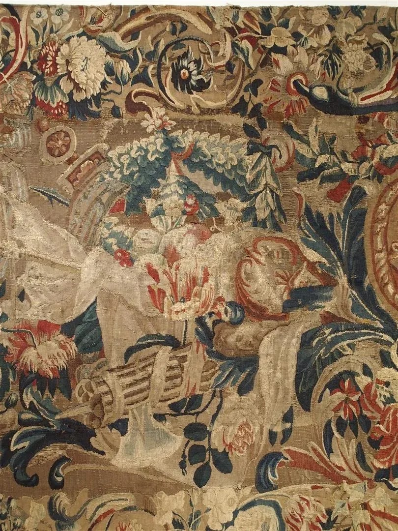 Antique French Beauvais Tapestry From the Late 17th Century - 3