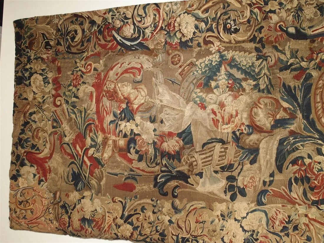 Antique French Beauvais Tapestry From the Late 17th Century - 8