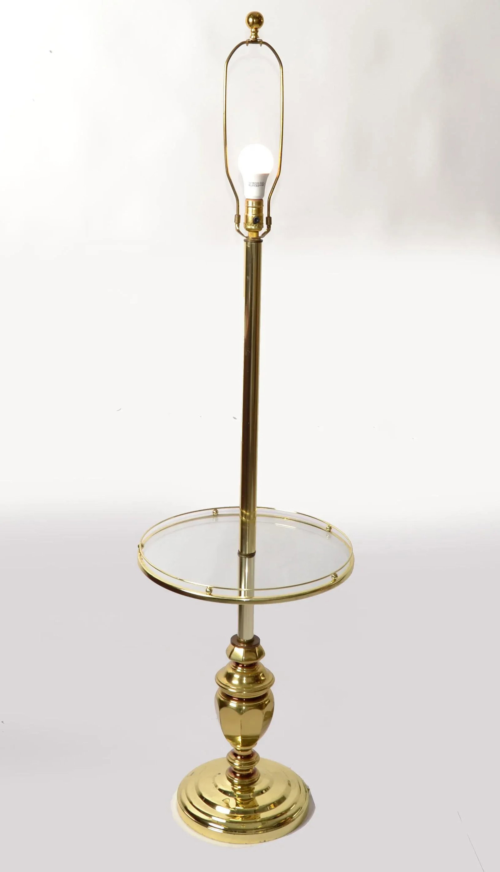 1980s Neoclassical Brass Metal Laurel Lamp Company Style Round Glass Side Table Floor Lamp - 11